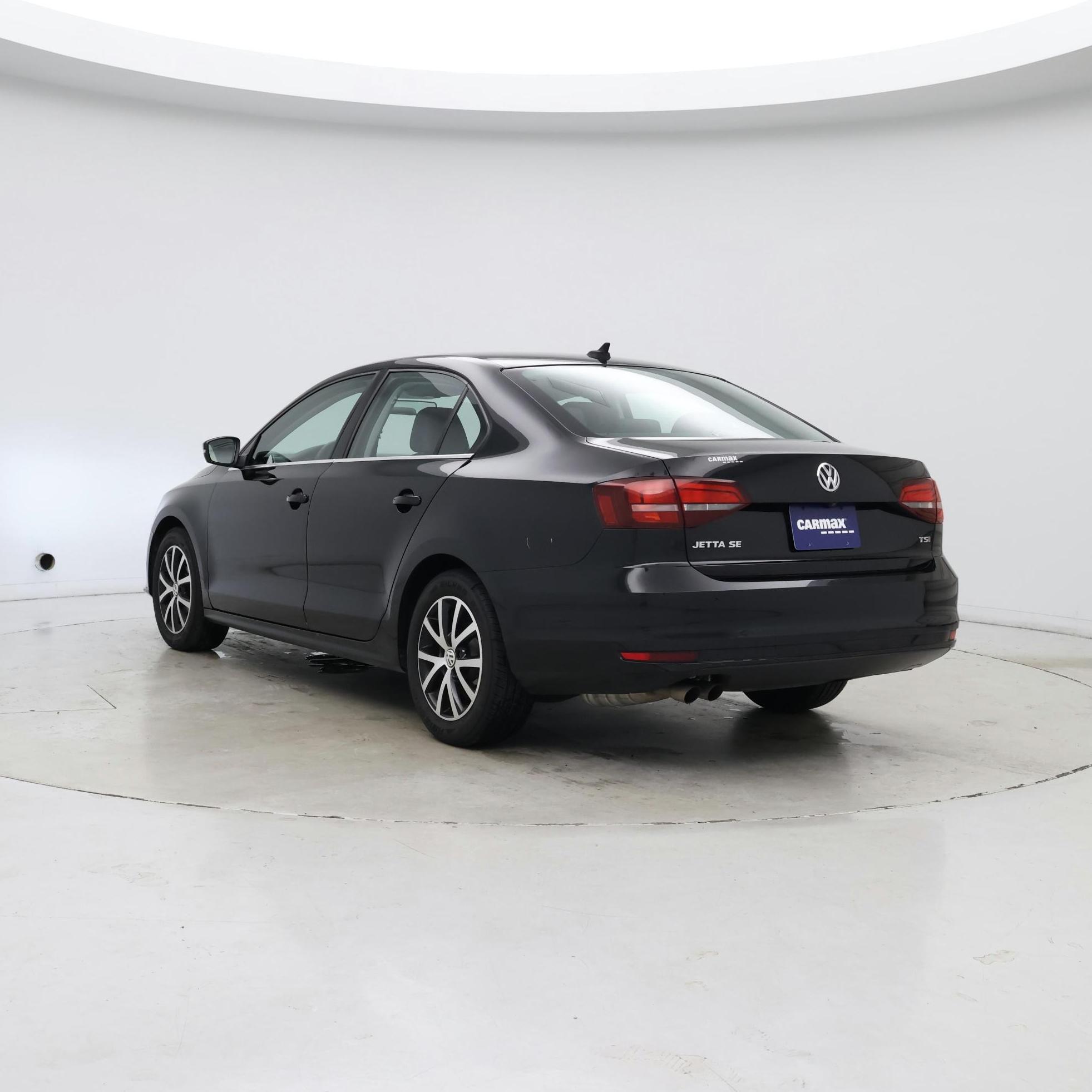 Thumbnail: 2017 Volkswagen Jetta - 2