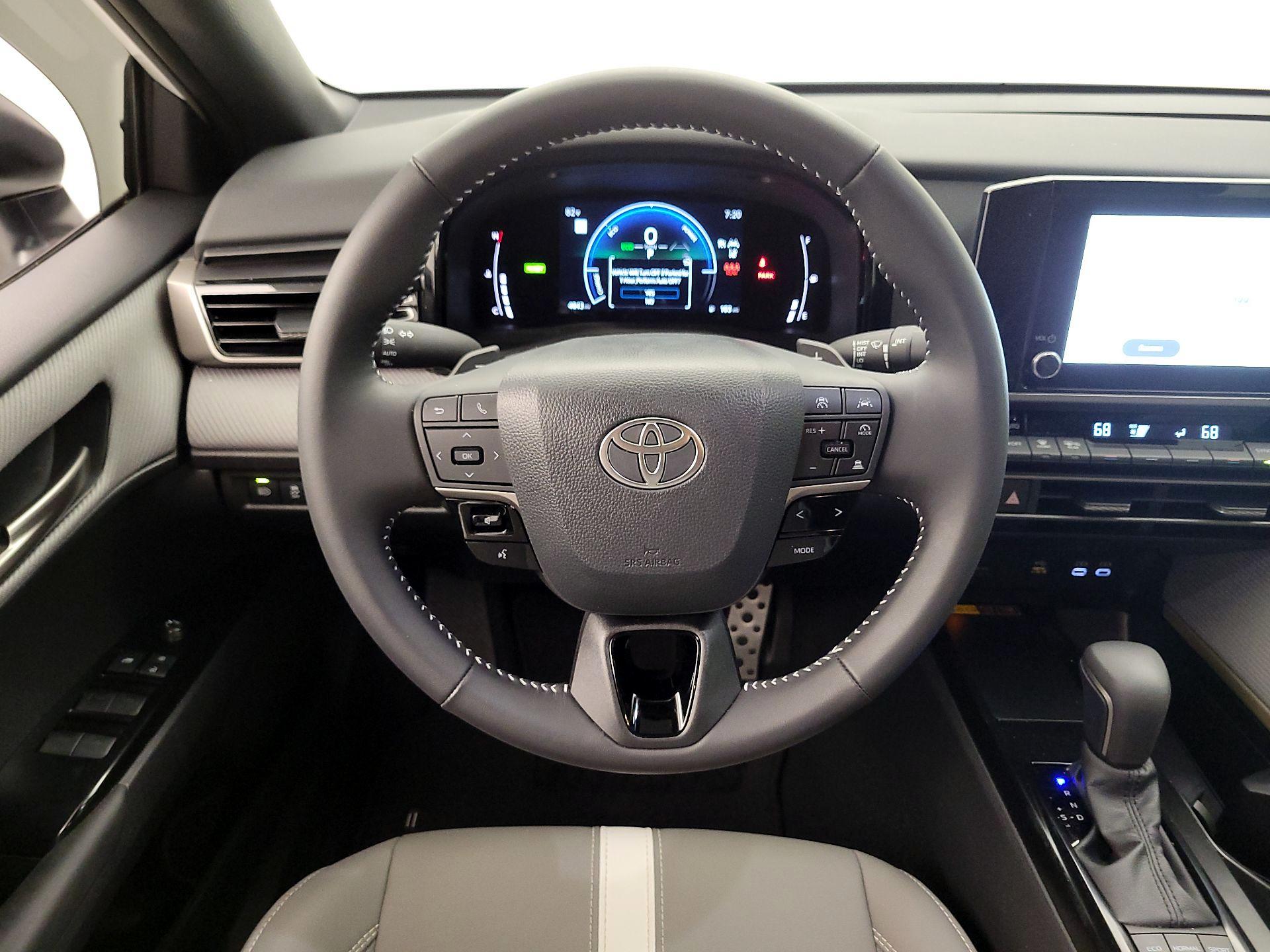 Thumbnail: 2026 Toyota Camry - 10