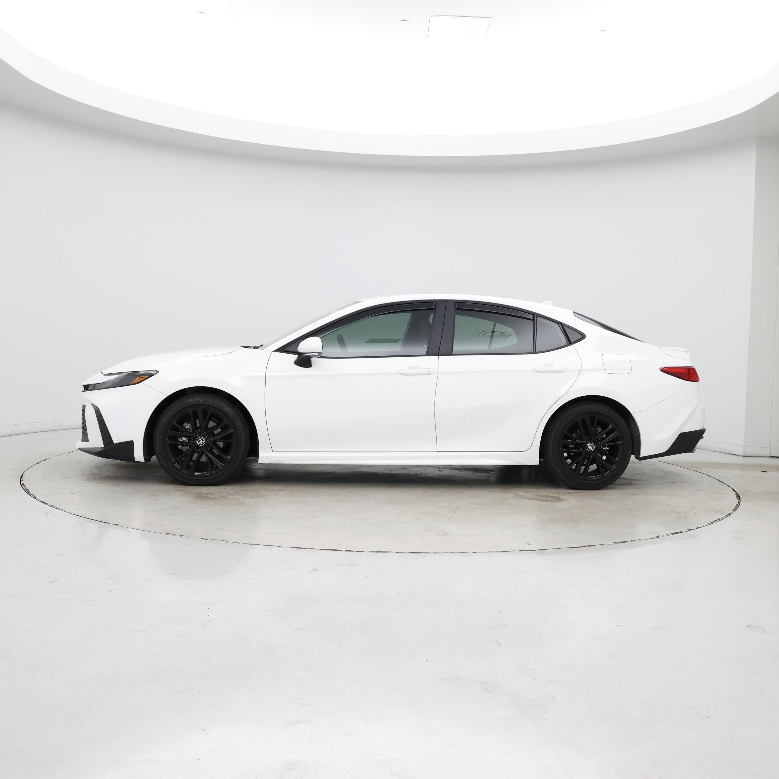 Thumbnail: 2026 Toyota Camry - 3