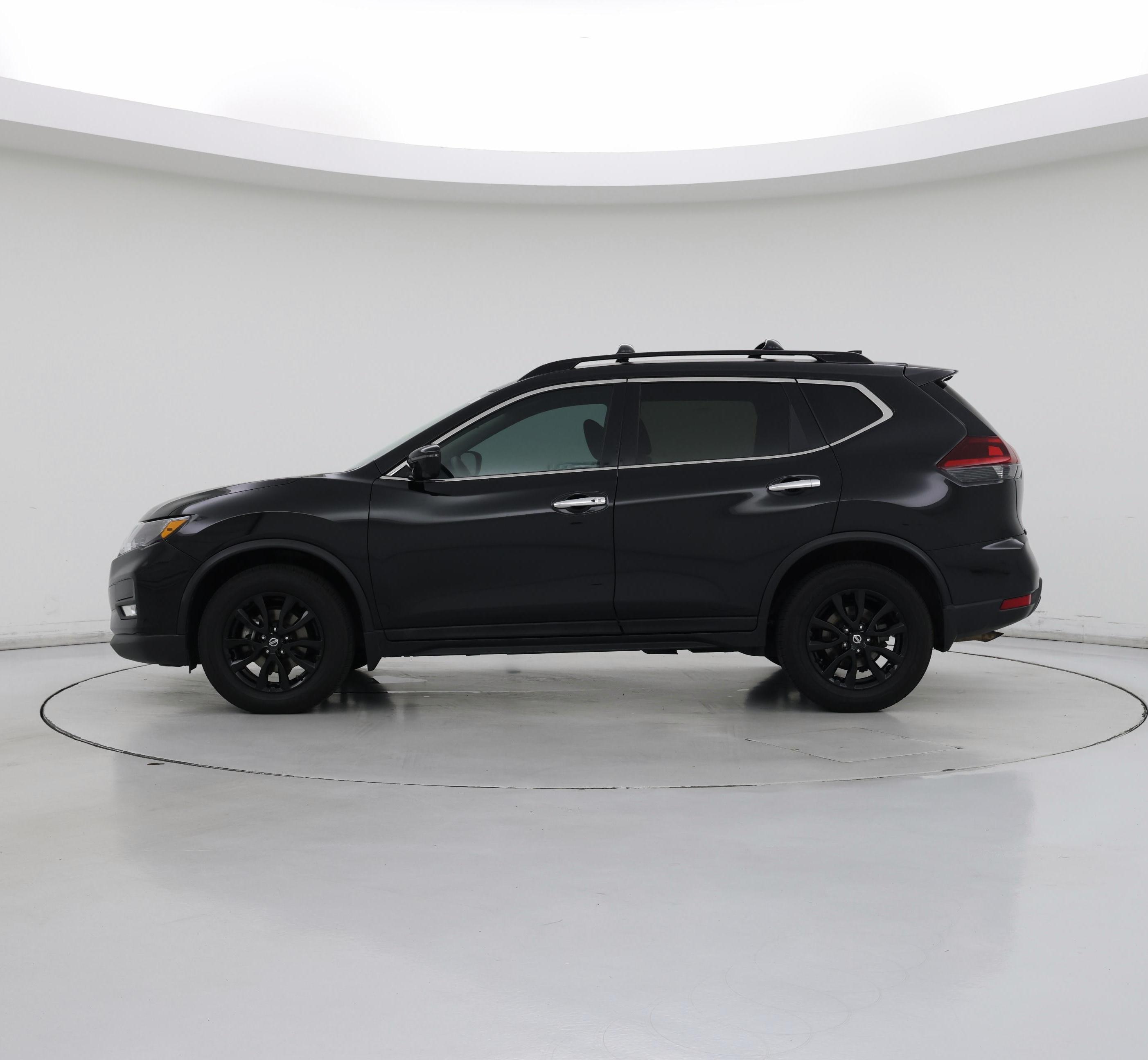 Thumbnail: 2018 Nissan Rogue - 3