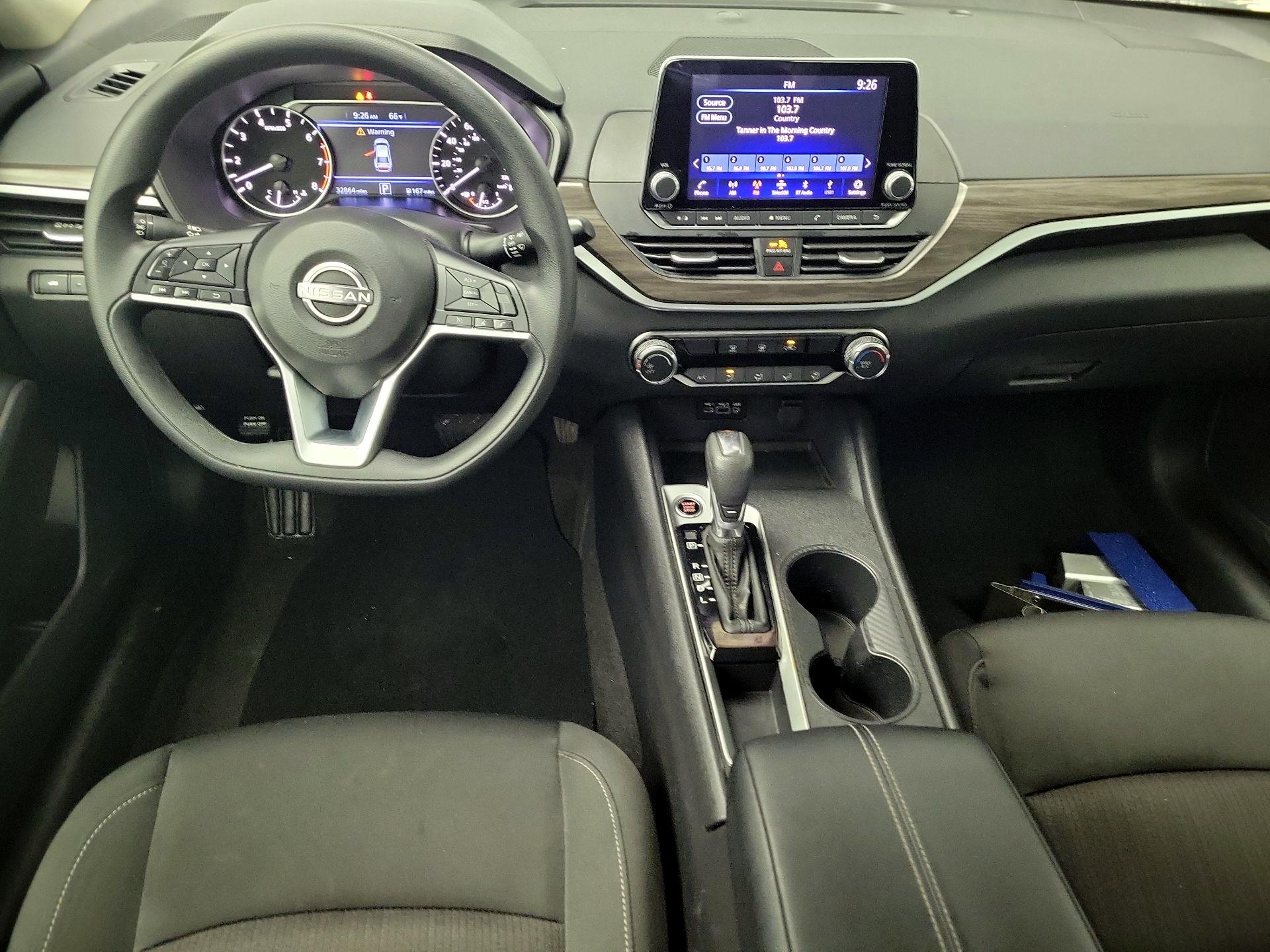 Thumbnail: 2025 Nissan Altima - 9