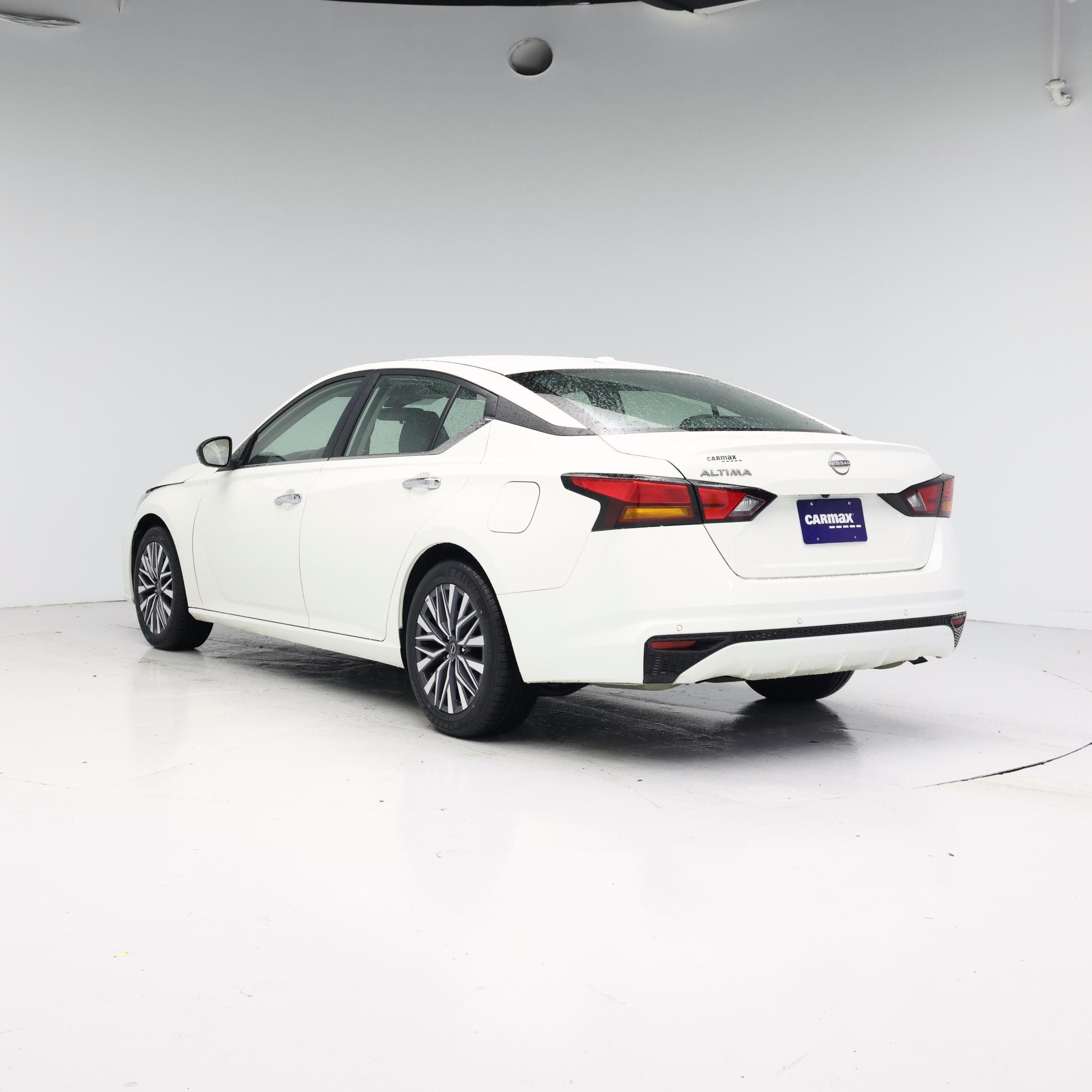 Thumbnail: 2025 Nissan Altima - 2