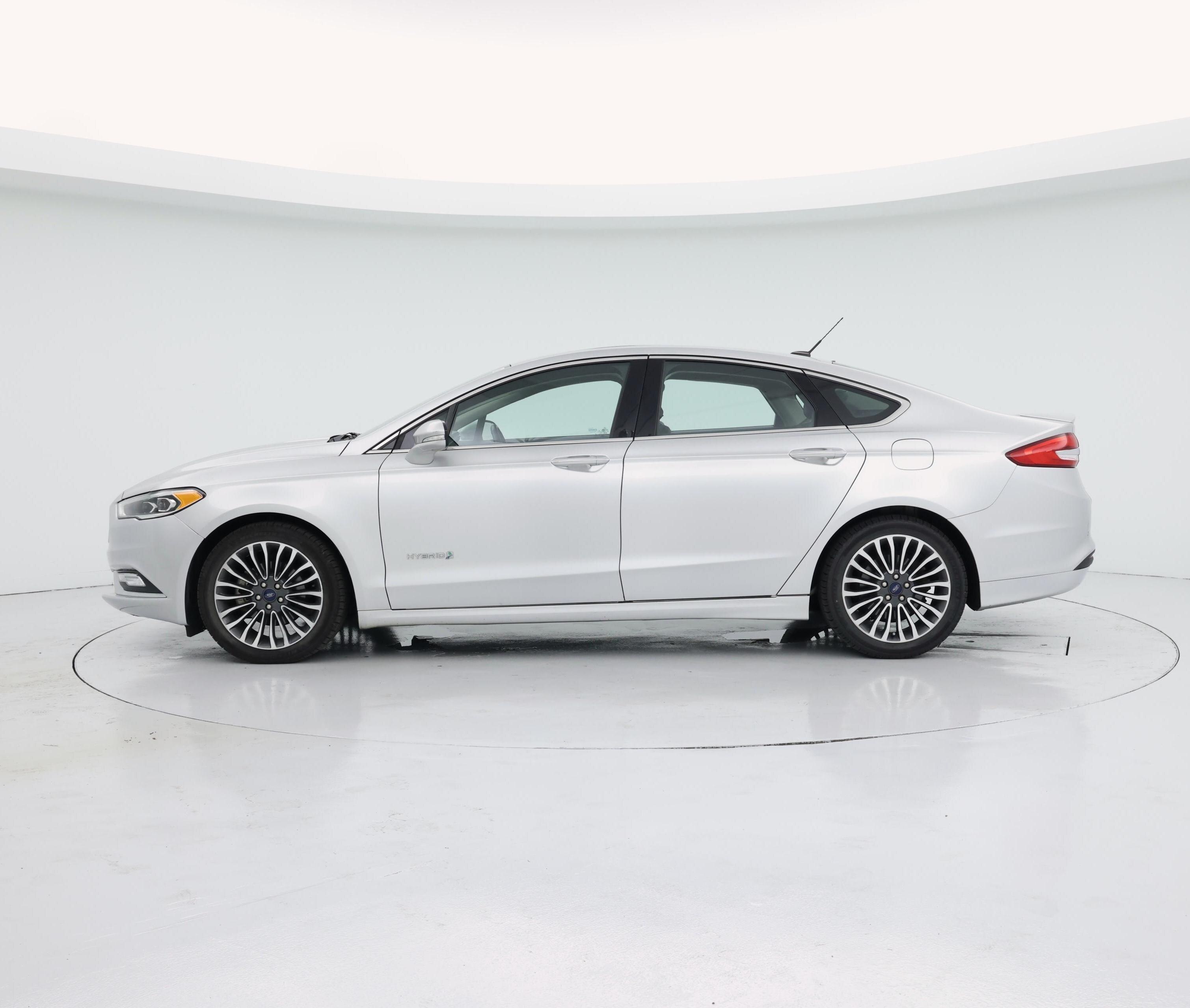 Thumbnail: 2017 Ford Fusion - 3