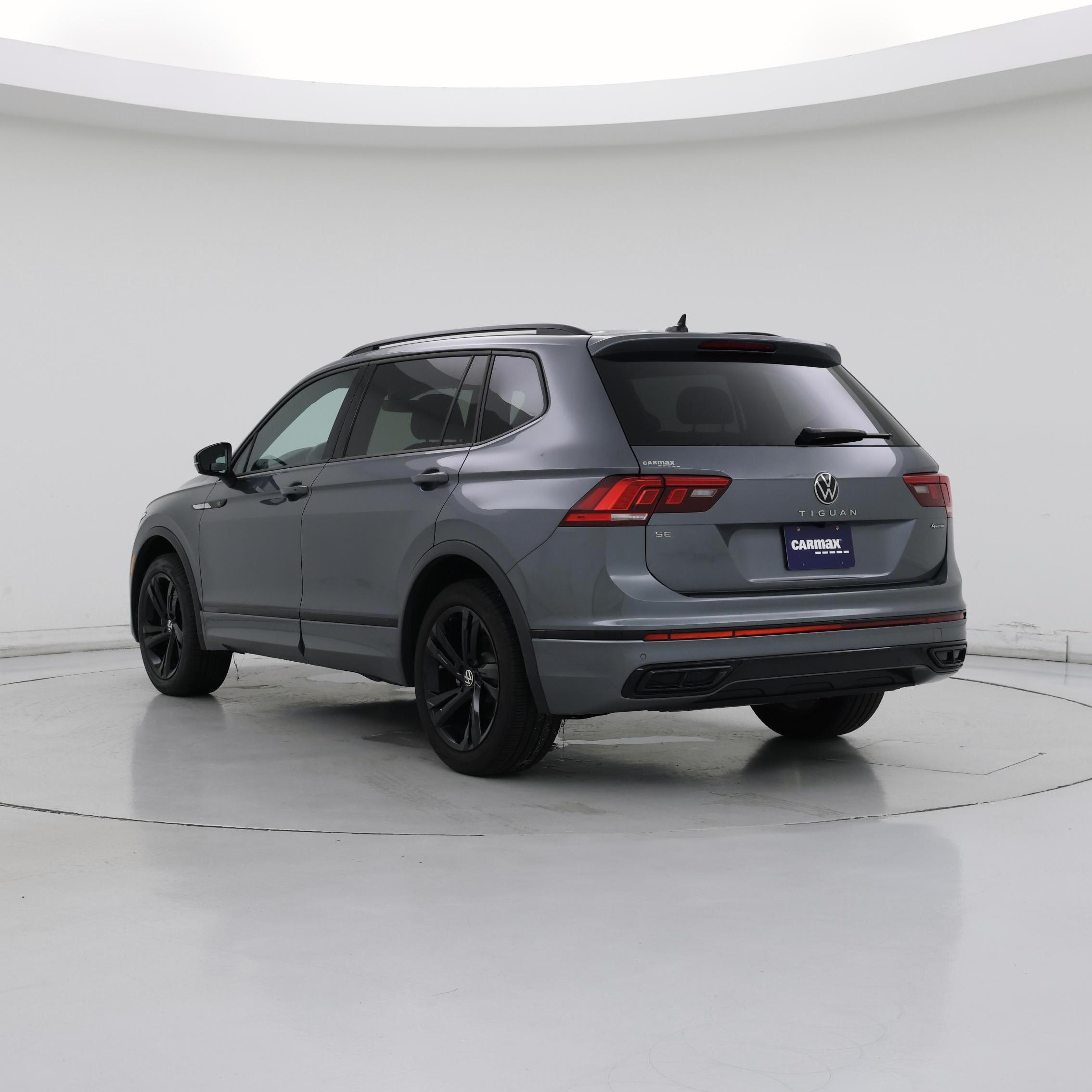 Thumbnail: 2024 Volkswagen Tiguan - 2