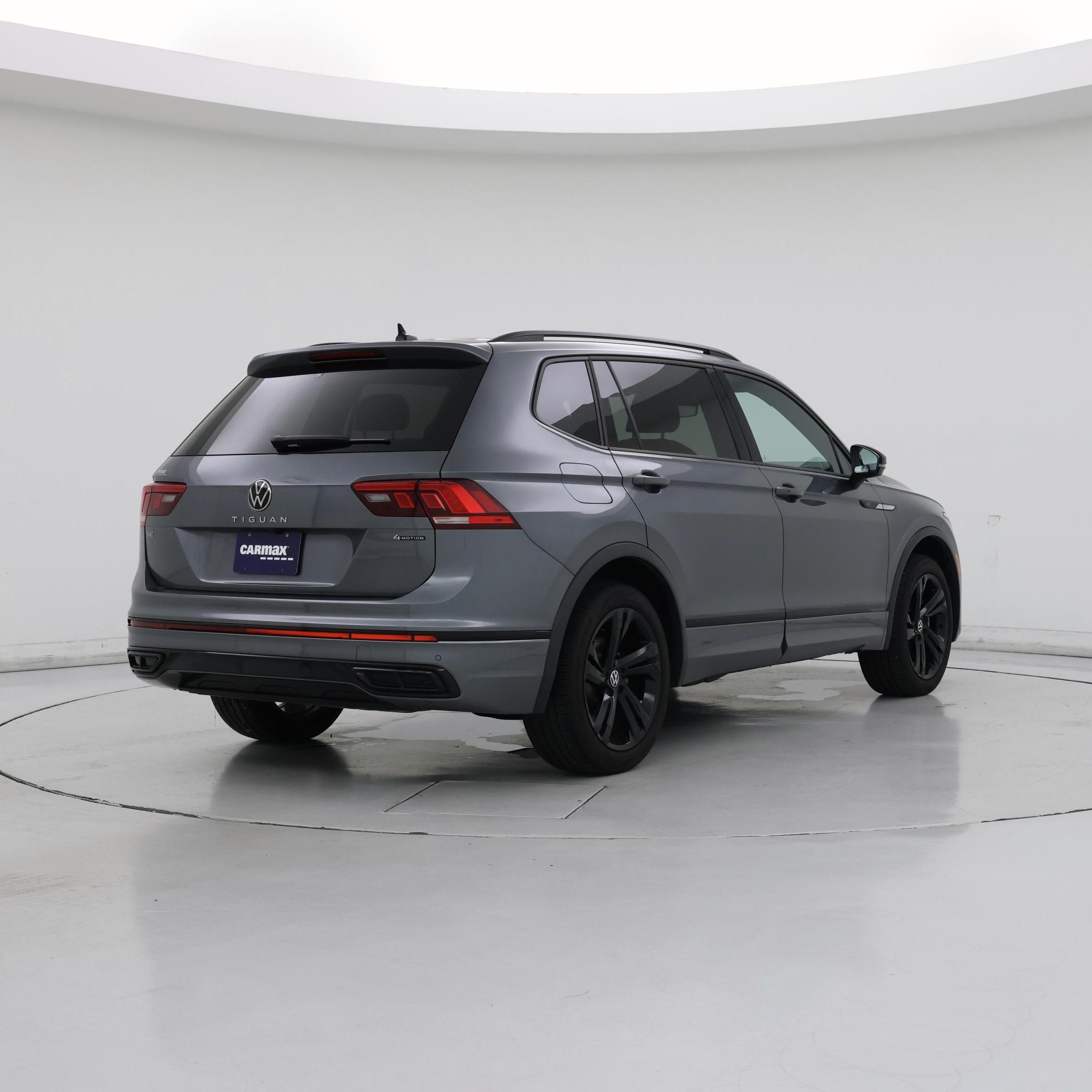 Thumbnail: 2024 Volkswagen Tiguan - 8