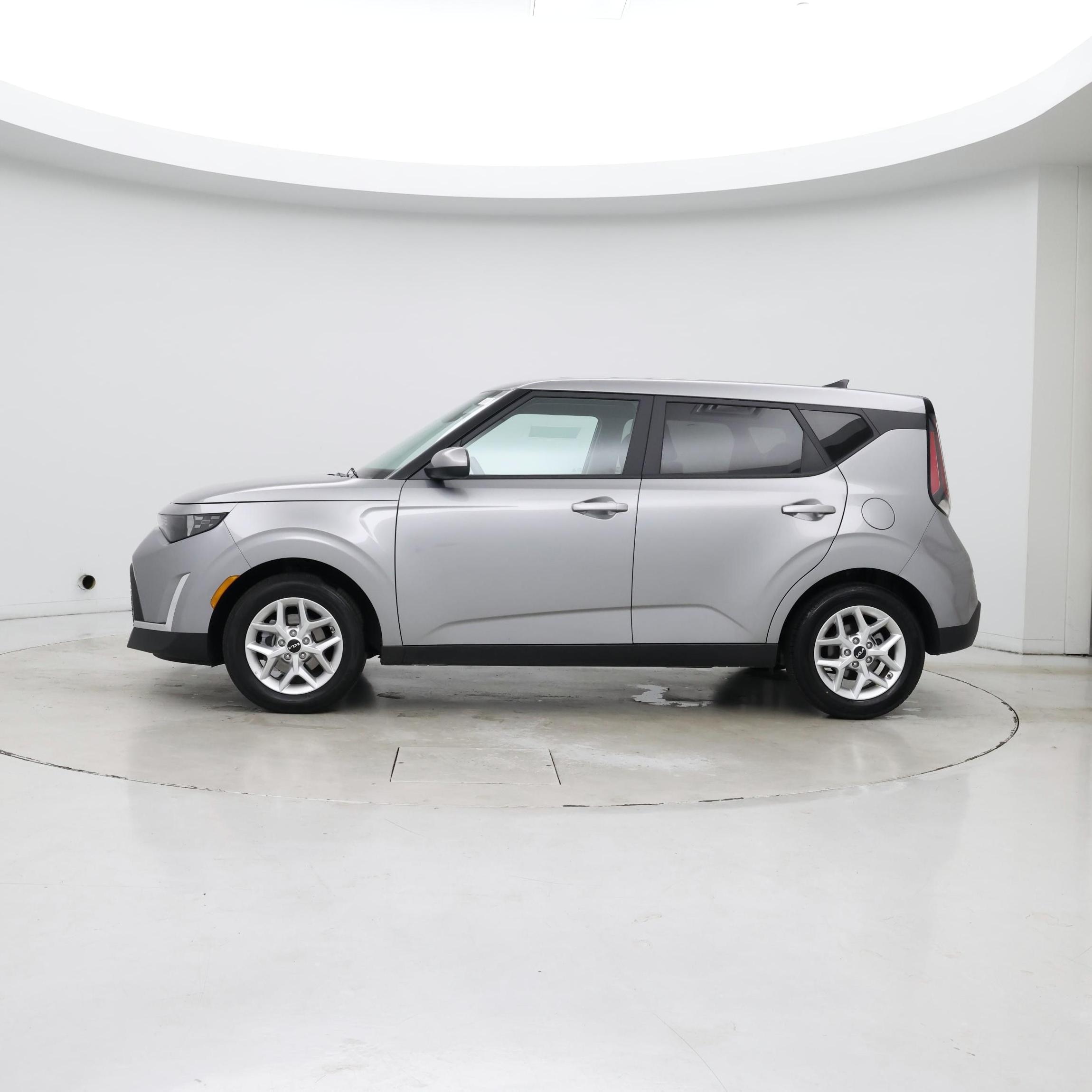 Thumbnail: 2025 Kia Soul - 3