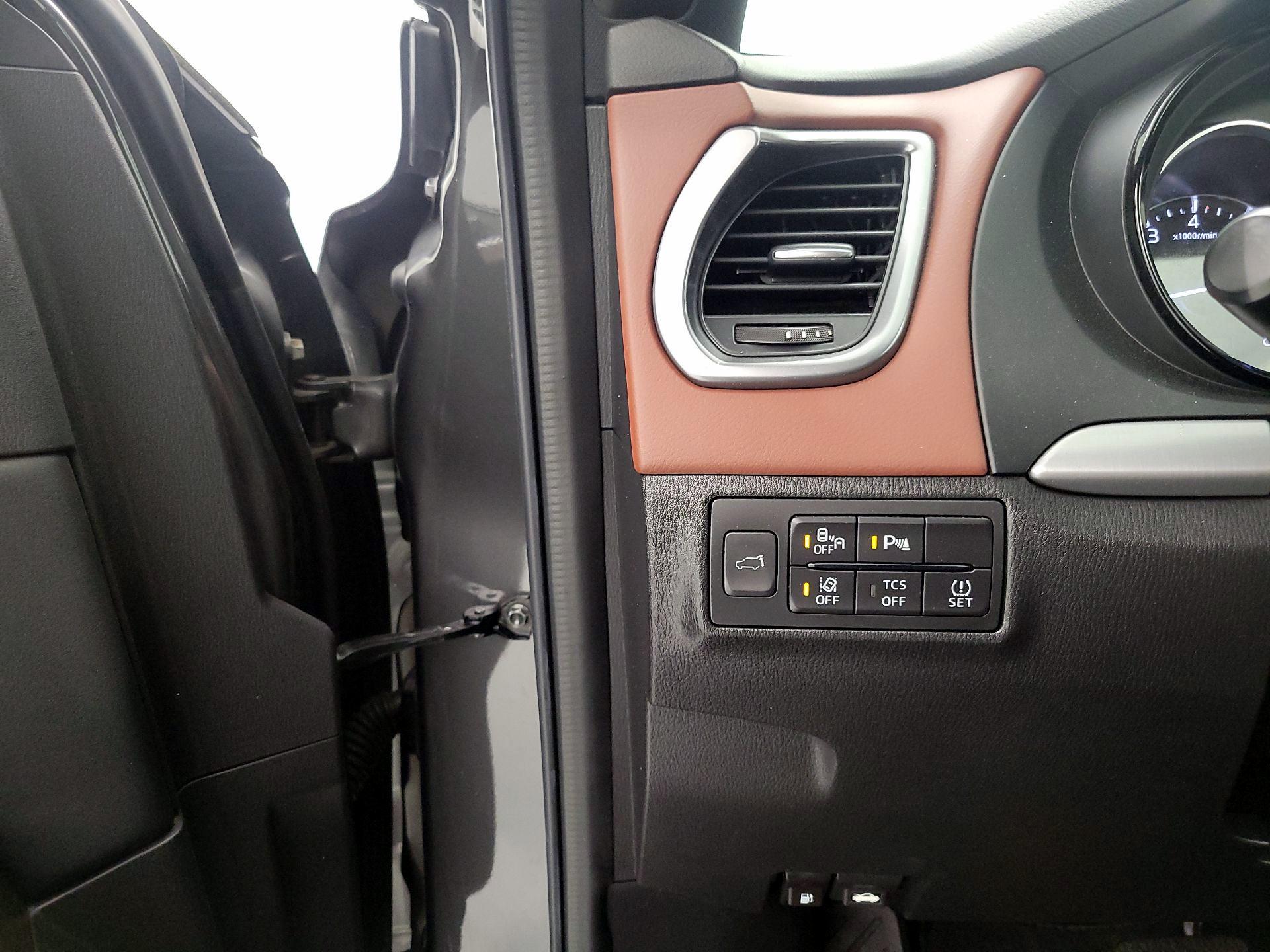 Thumbnail: 2017 Mazda CX-9 - 13