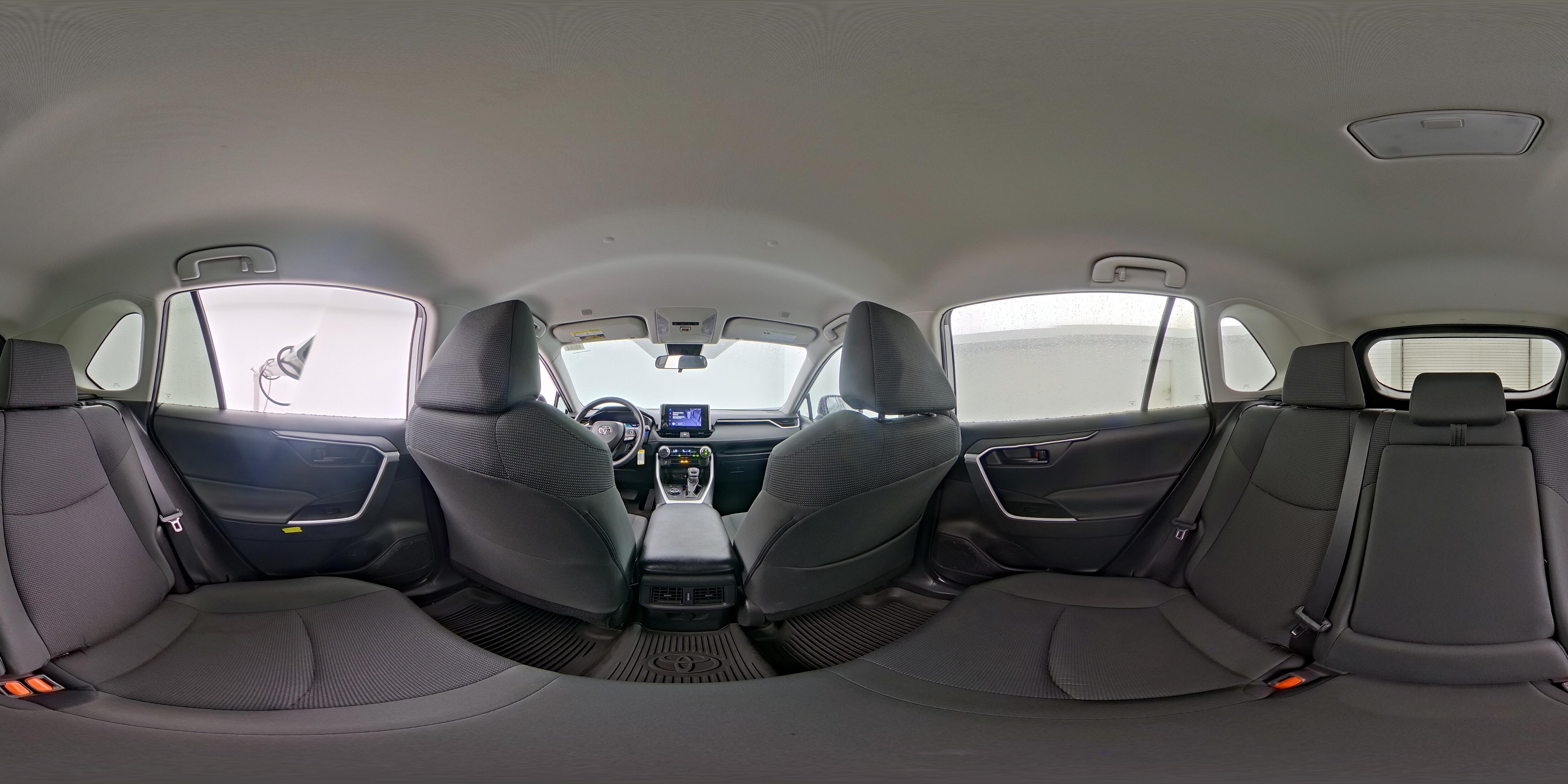 2024 Toyota RAV4 LE - Photo 25
