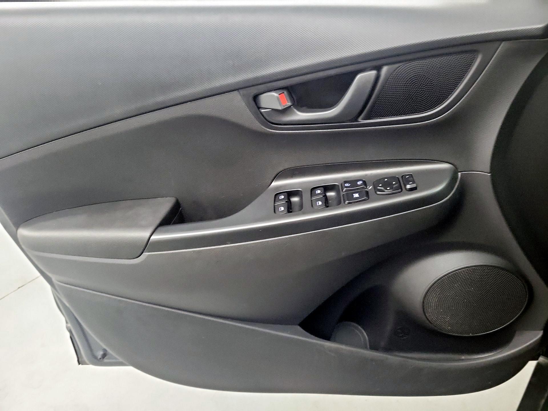 Thumbnail: 2023 Hyundai Kona - 12