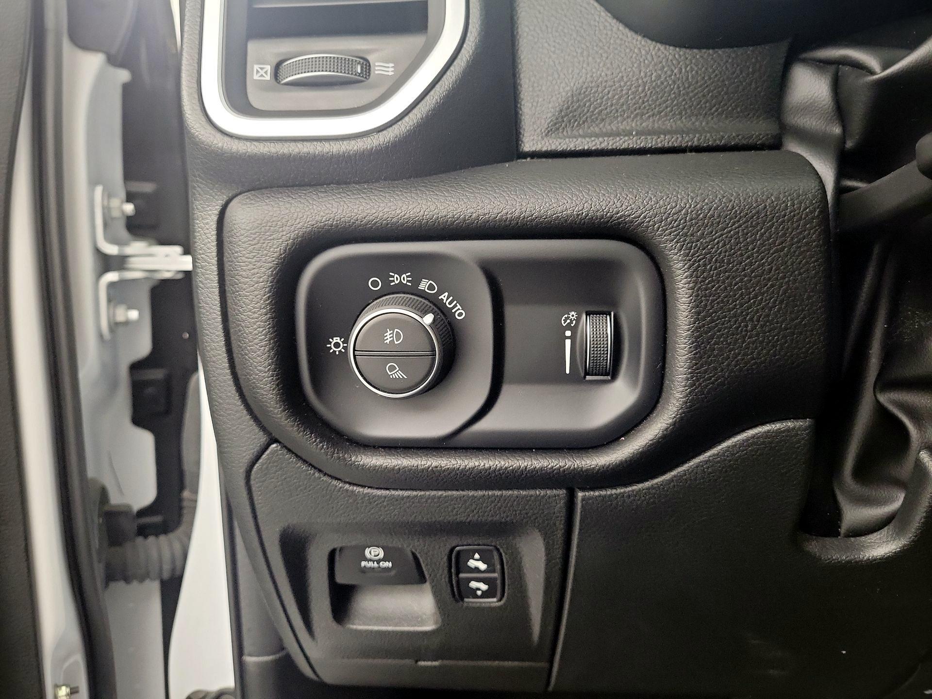 Thumbnail: 2022 RAM 1500 - 13