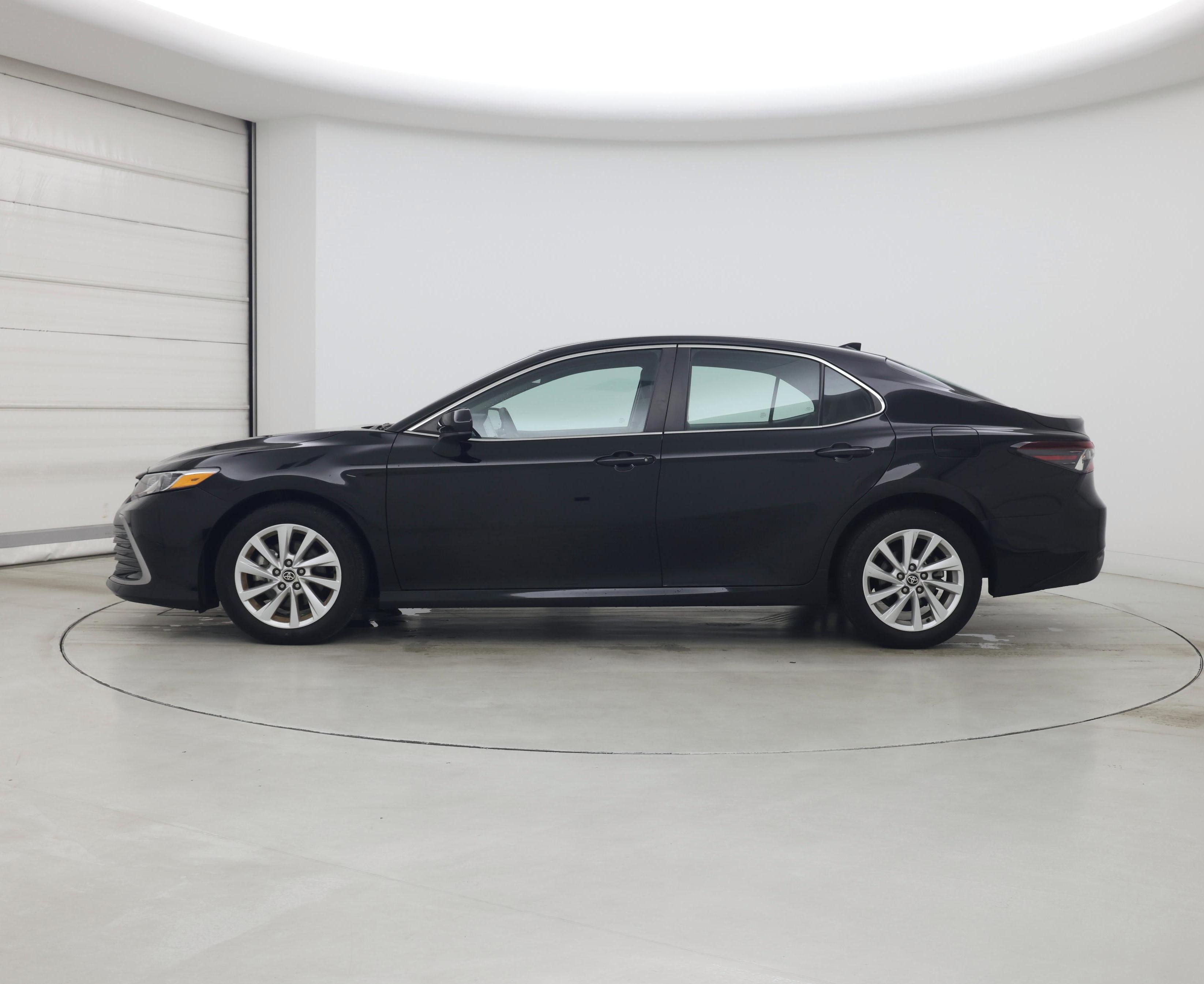 Thumbnail: 2023 Toyota Camry - 3