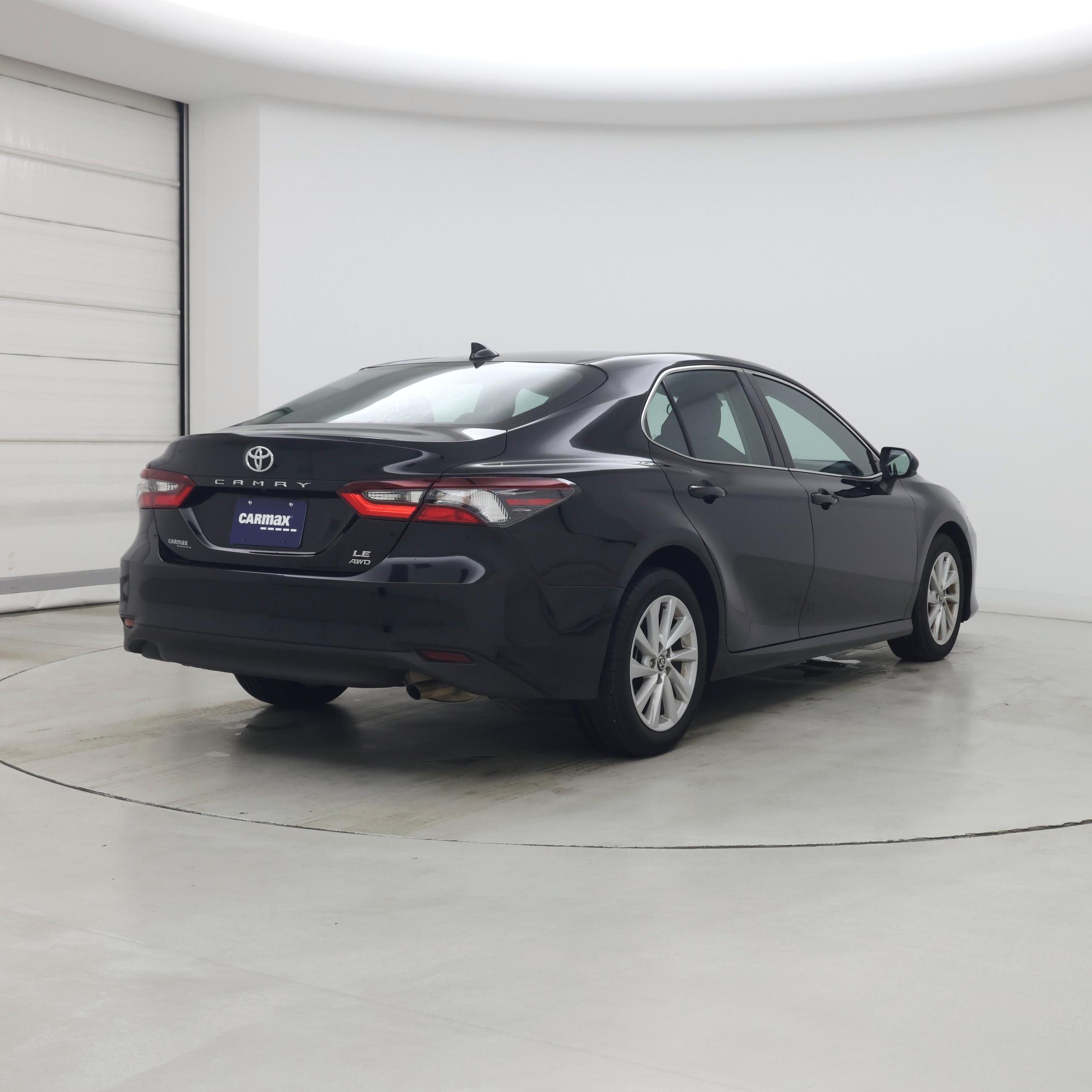 Thumbnail: 2023 Toyota Camry - 8