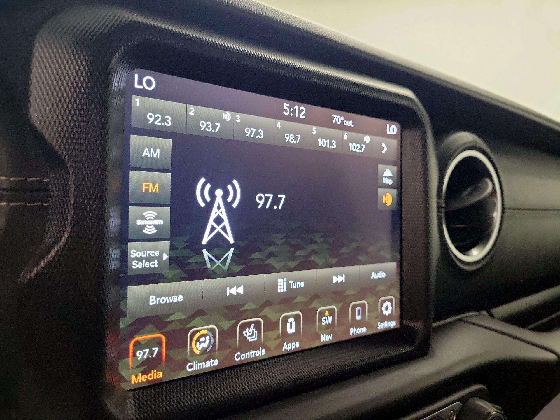 Thumbnail: 2021 Jeep Wrangler - 16