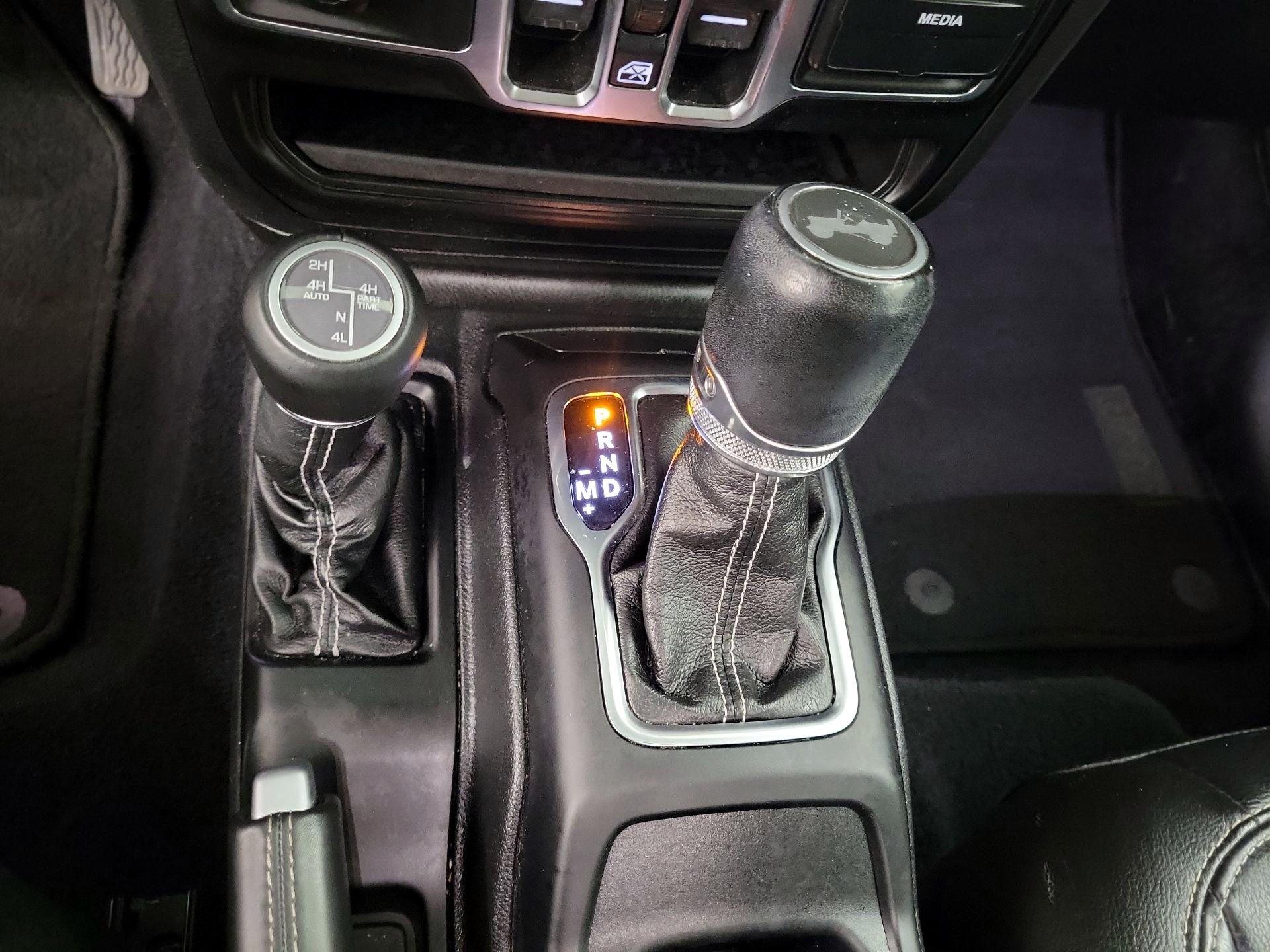 Thumbnail: 2021 Jeep Wrangler - 18