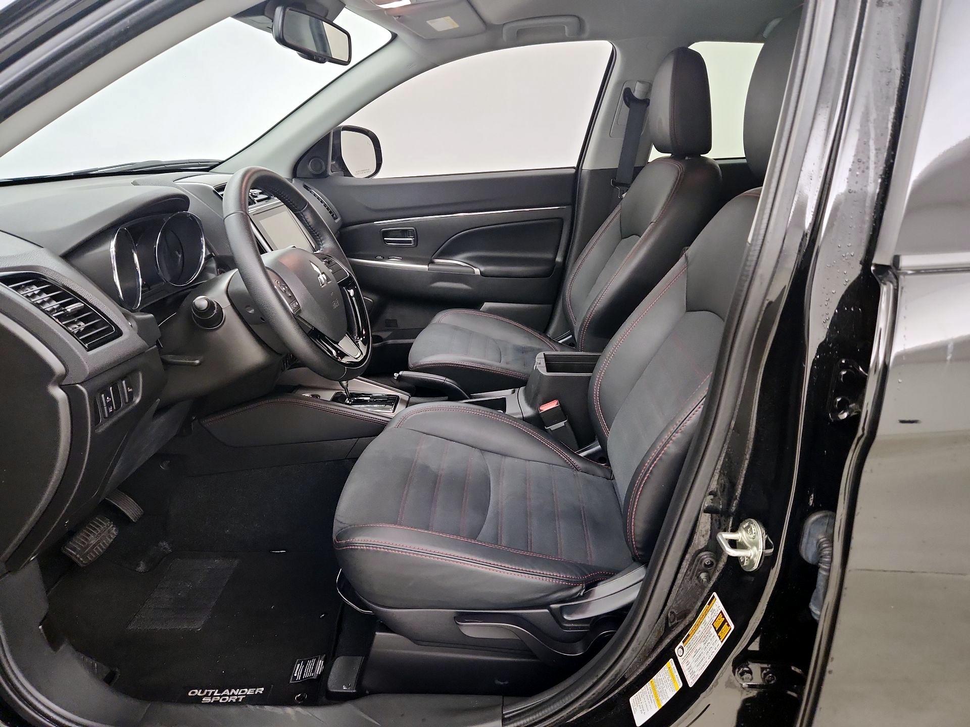 Thumbnail: 2023 Mitsubishi Outlander Sport - 11