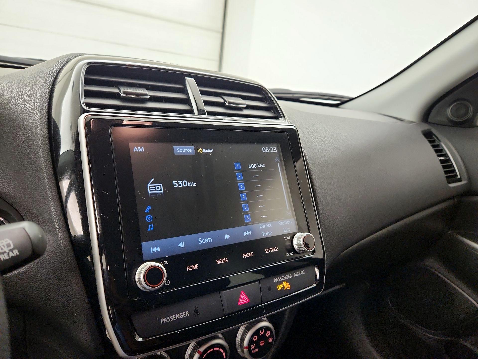 Thumbnail: 2023 Mitsubishi Outlander Sport - 15