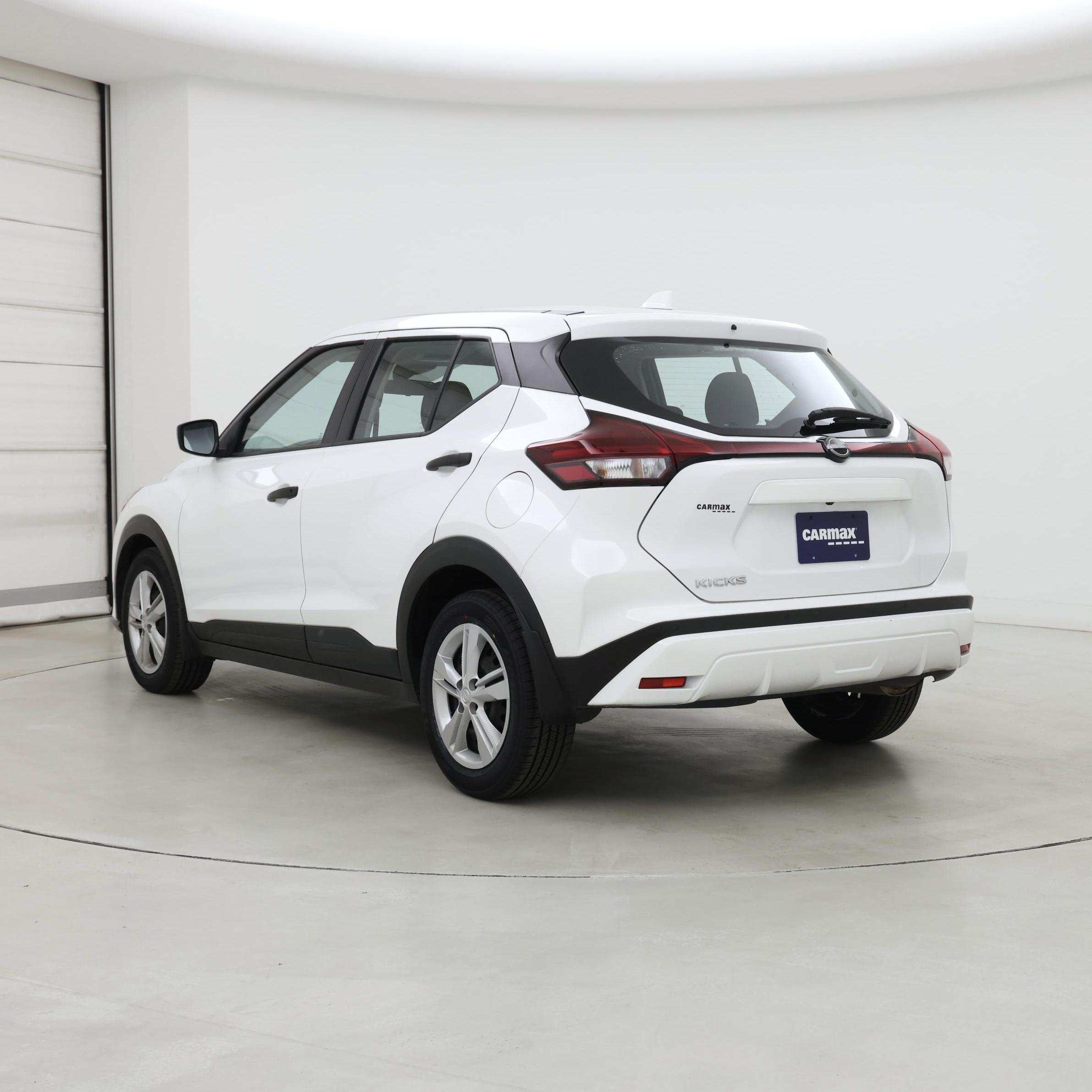 Thumbnail: 2024 Nissan Kicks - 2