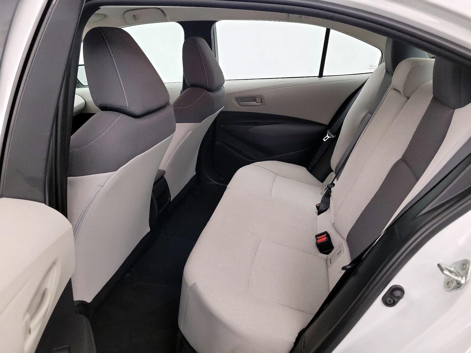 2022 Toyota Corolla LE - Photo 20