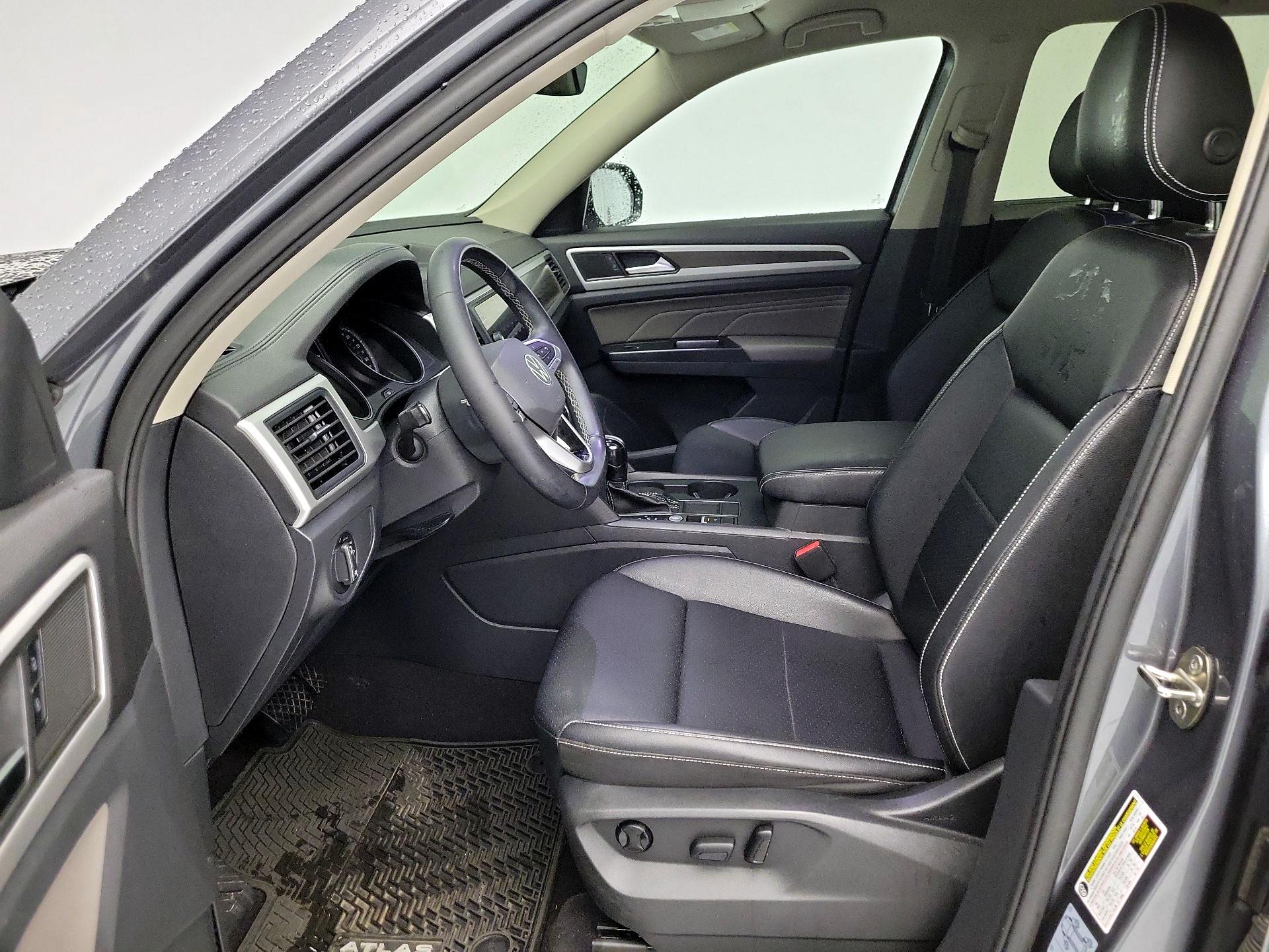 Thumbnail: 2021 Volkswagen Atlas - 11