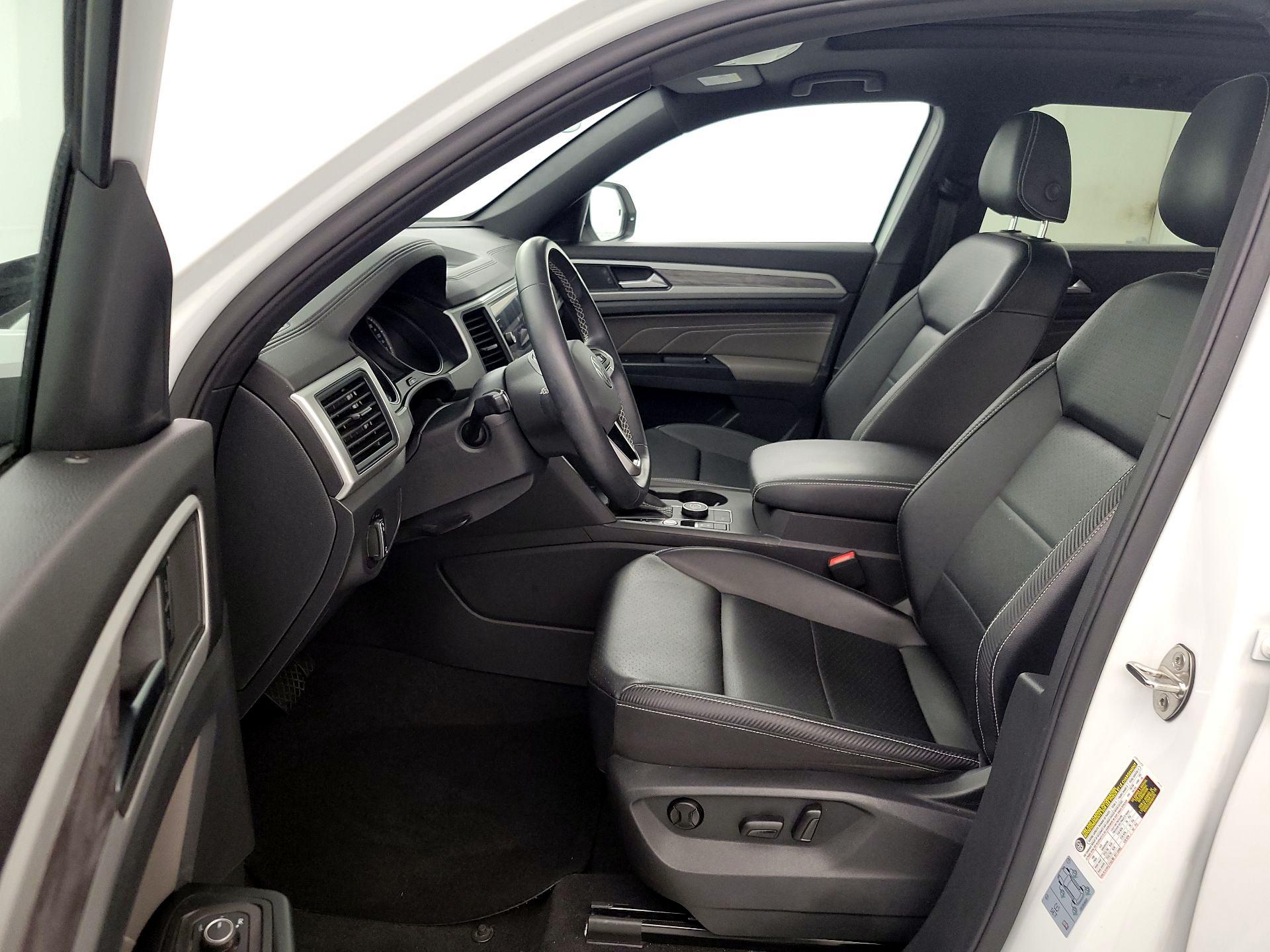 Thumbnail: 2021 Volkswagen Atlas - 11
