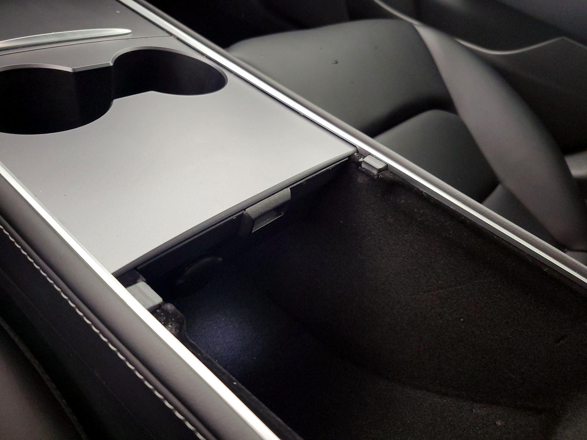 Thumbnail: 2023 Tesla Model 3 - 18
