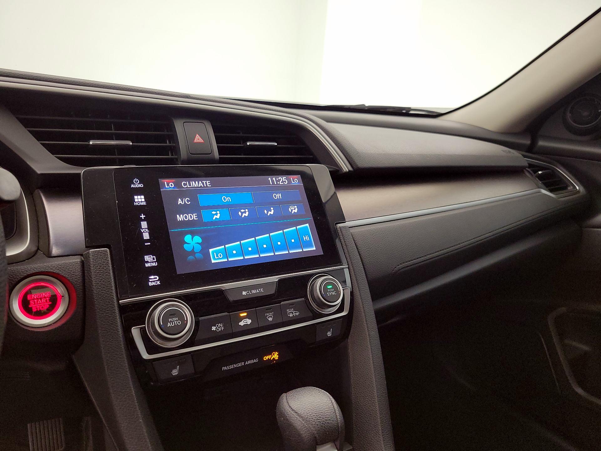 Thumbnail: 2016 Honda Civic - 16