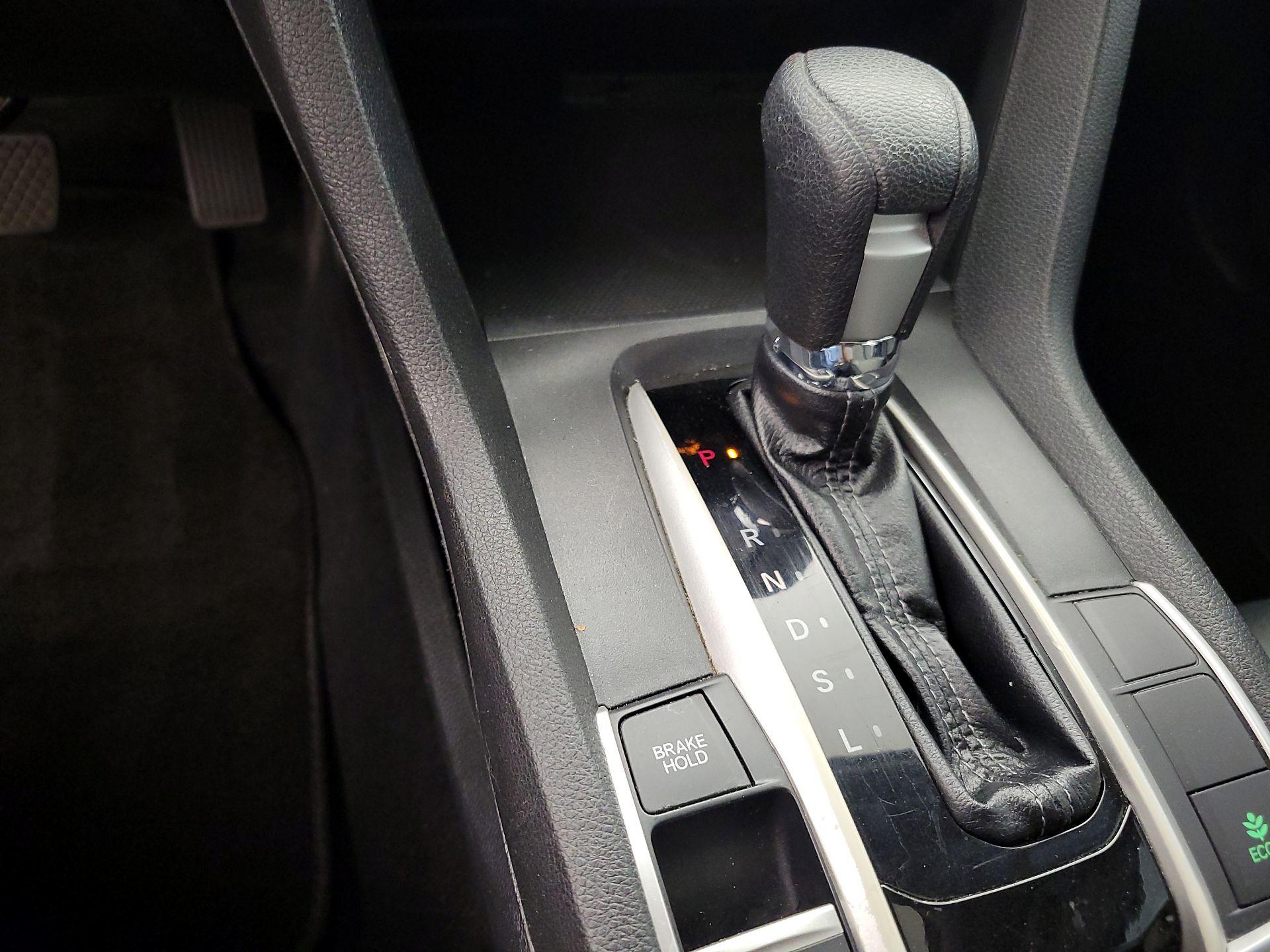 Thumbnail: 2016 Honda Civic - 17