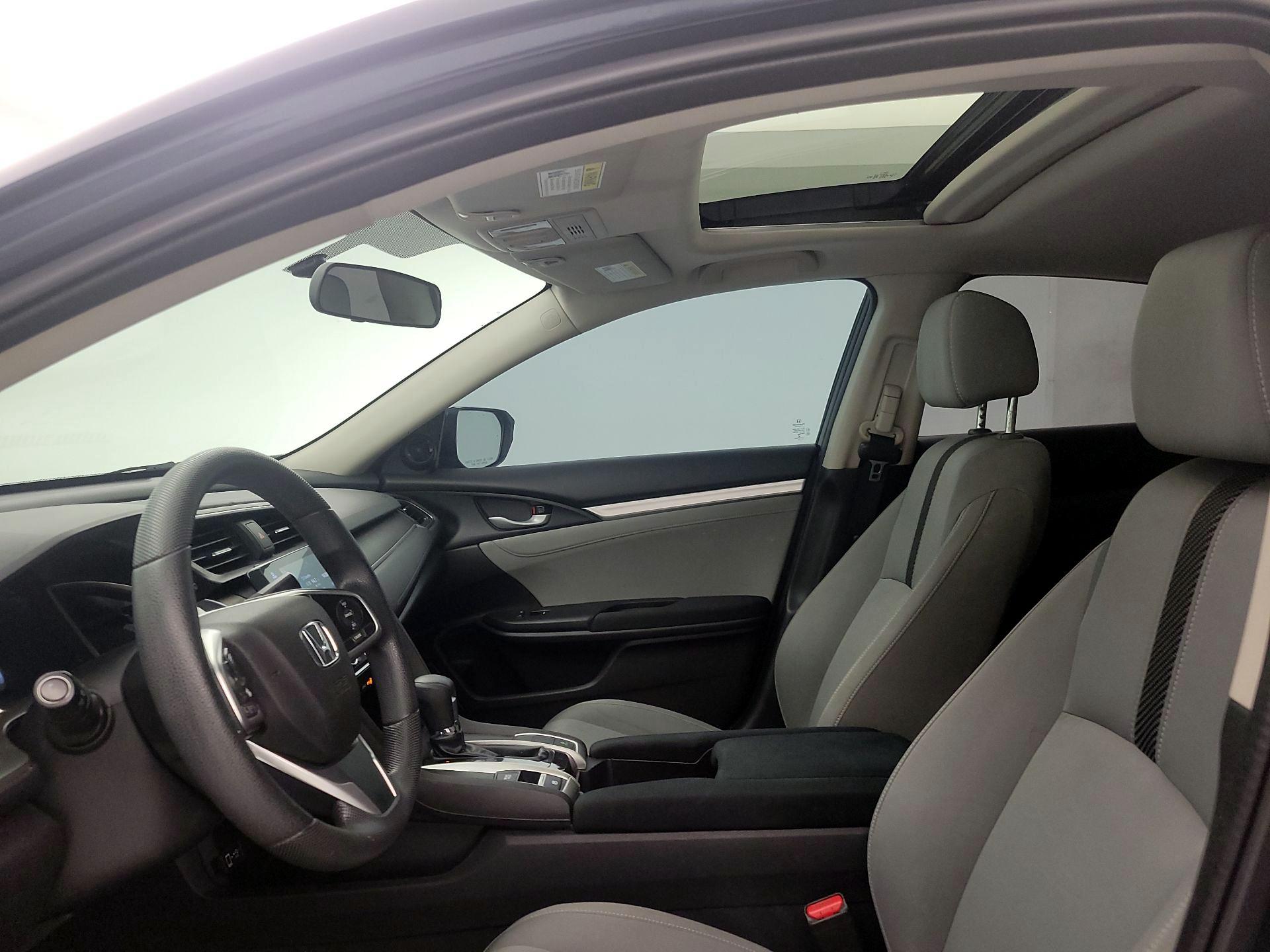 Thumbnail: 2016 Honda Civic - 19