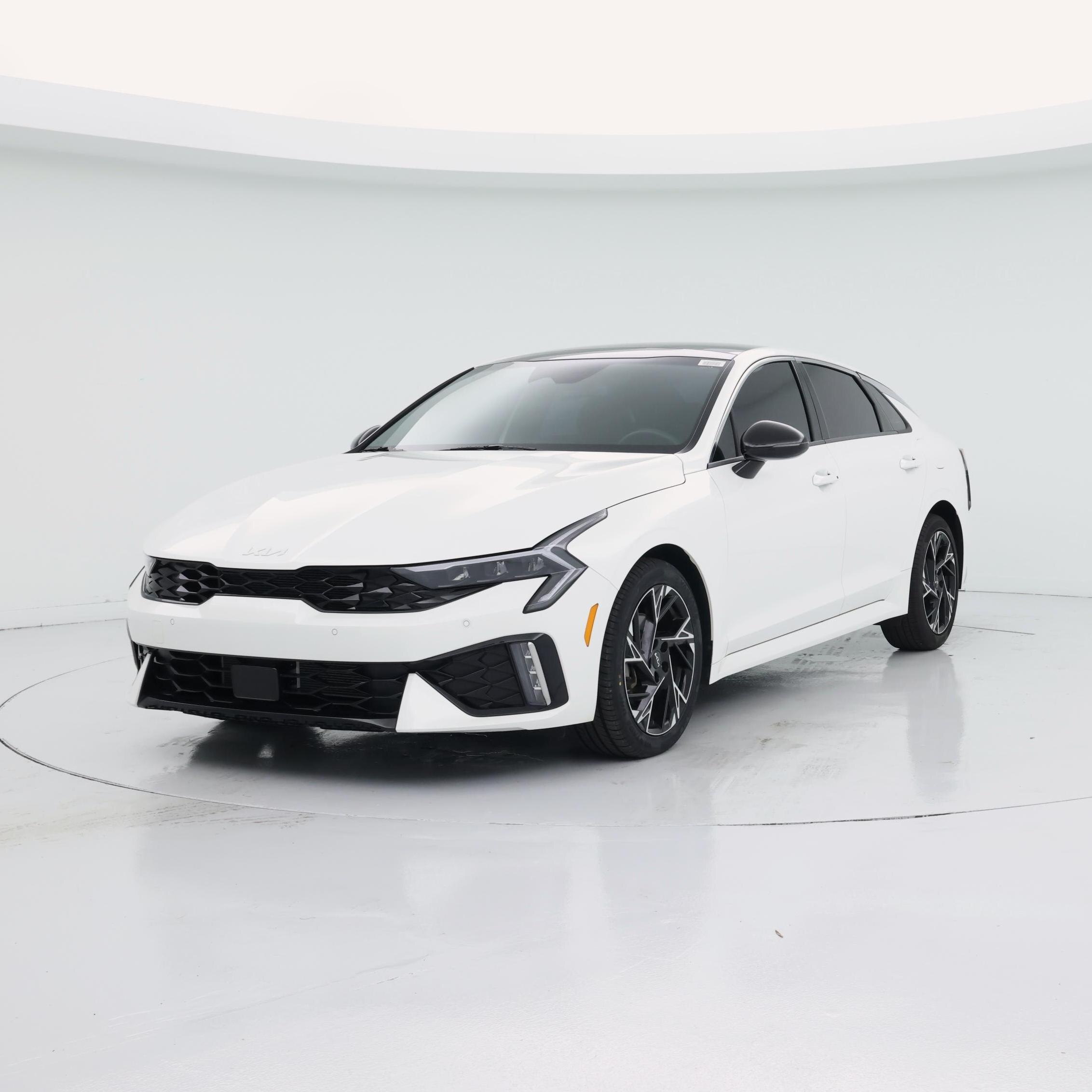 Thumbnail: 2025 Kia K5 - 4