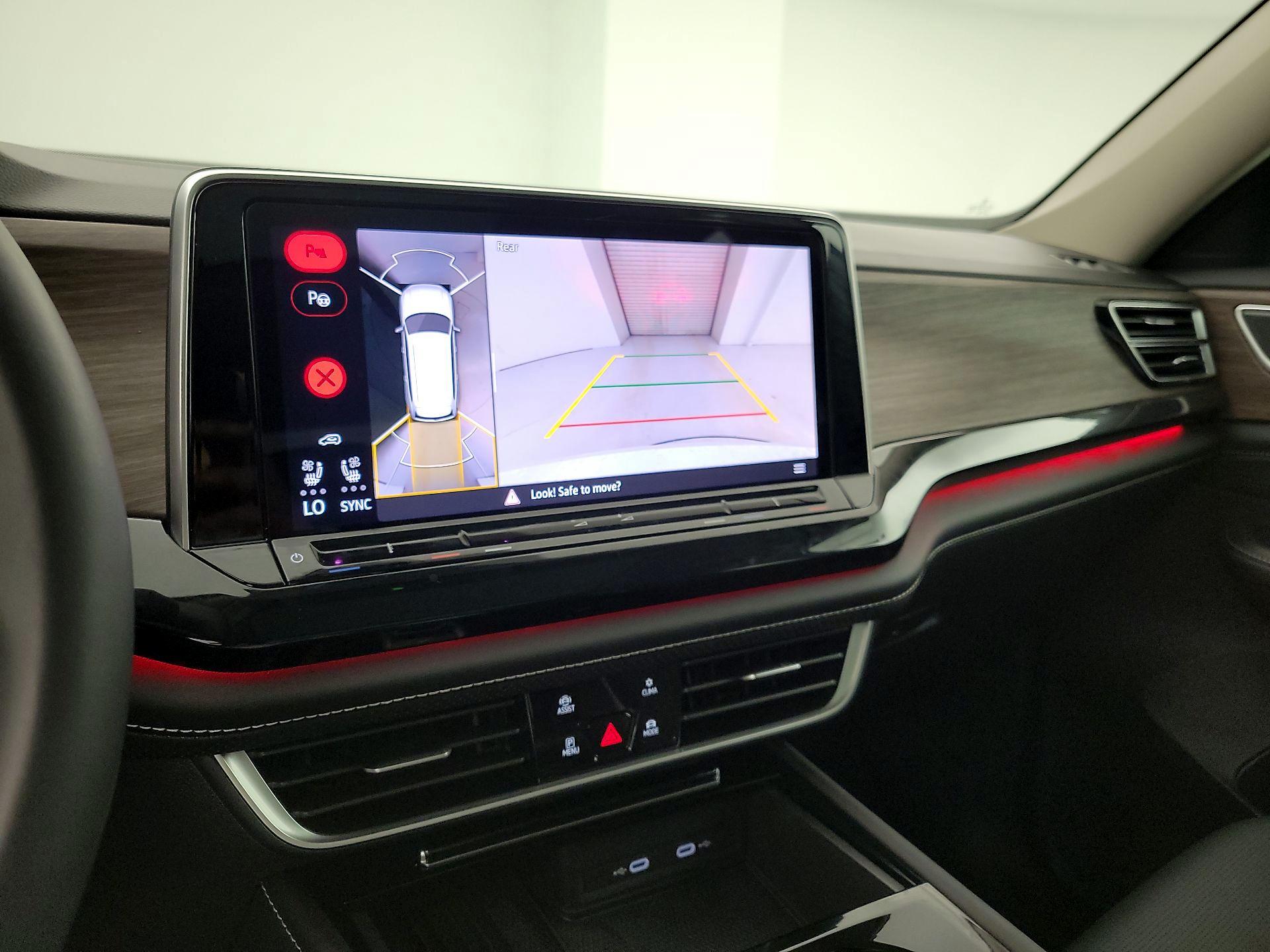 Thumbnail: 2026 Volkswagen Atlas - 15