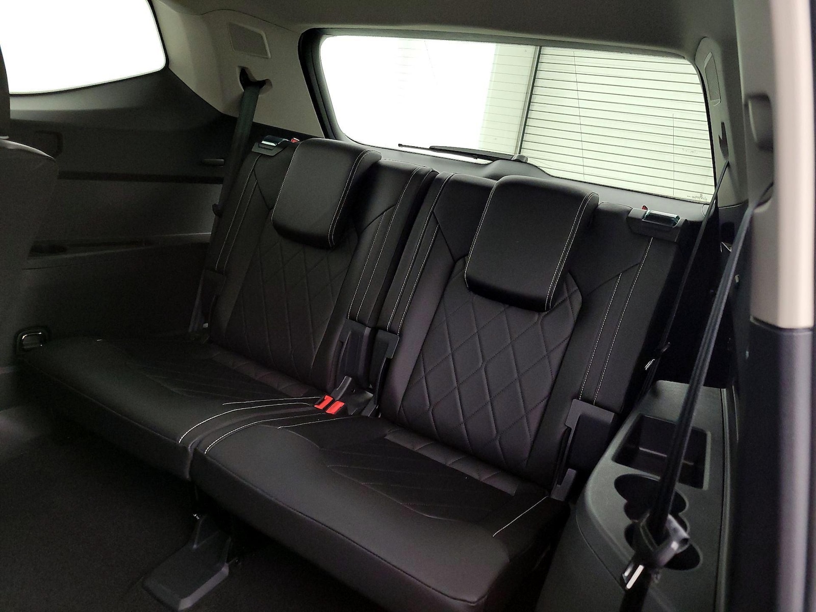 2026 Volkswagen Atlas SEL Premium R-Line - Photo 23