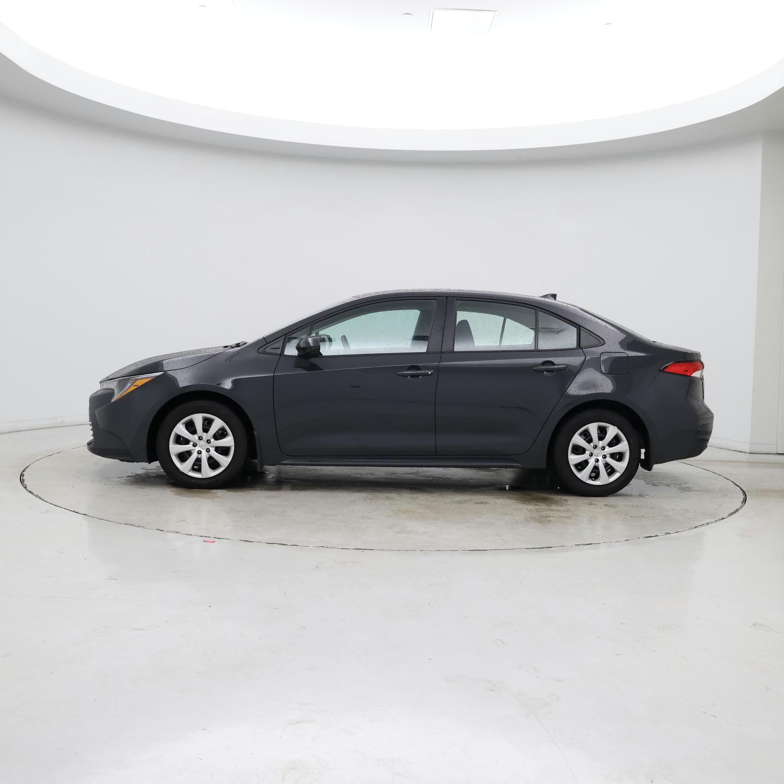 Thumbnail: 2026 Toyota Corolla - 3