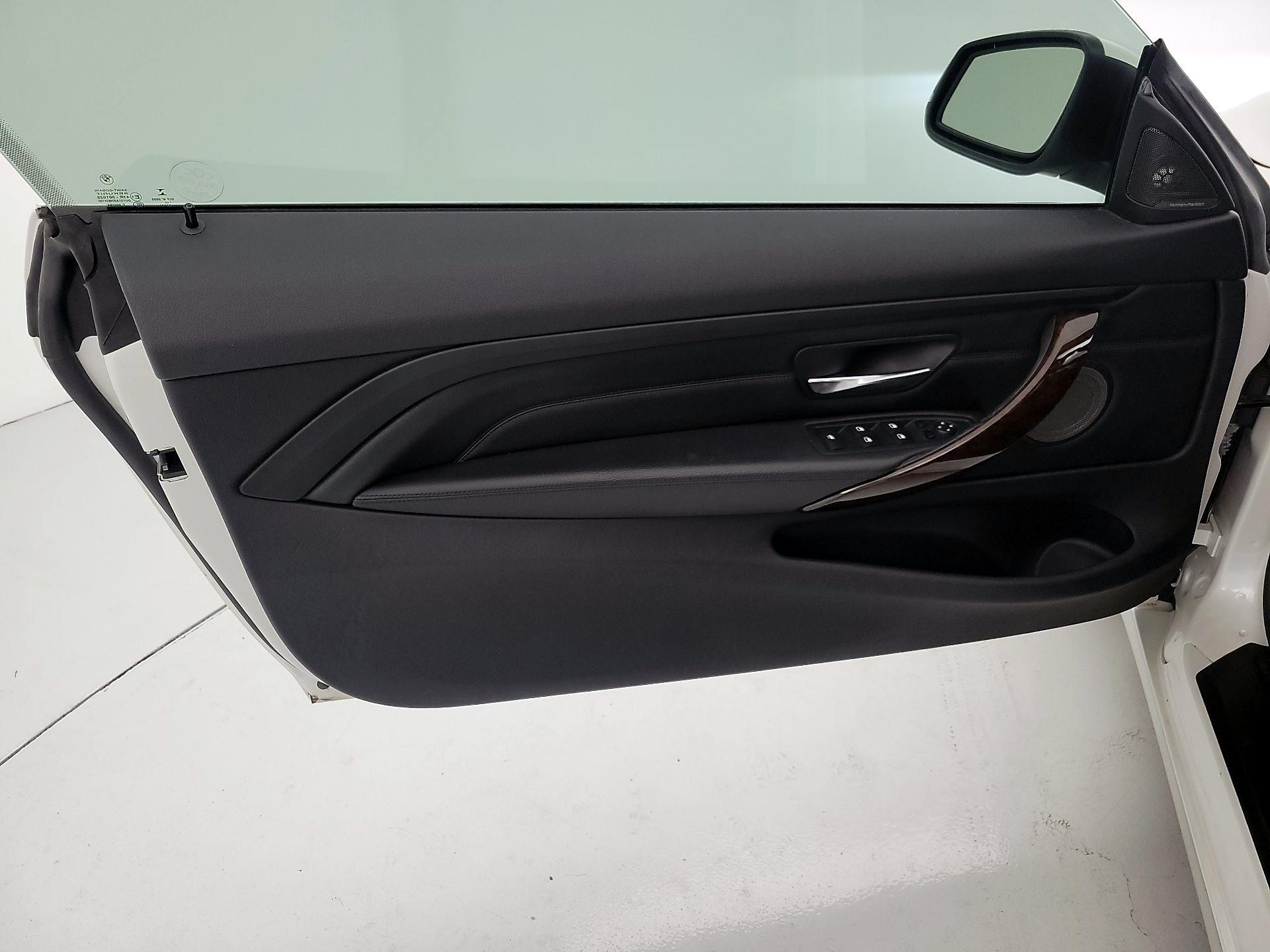 Thumbnail: 2015 BMW 4 Series - 12