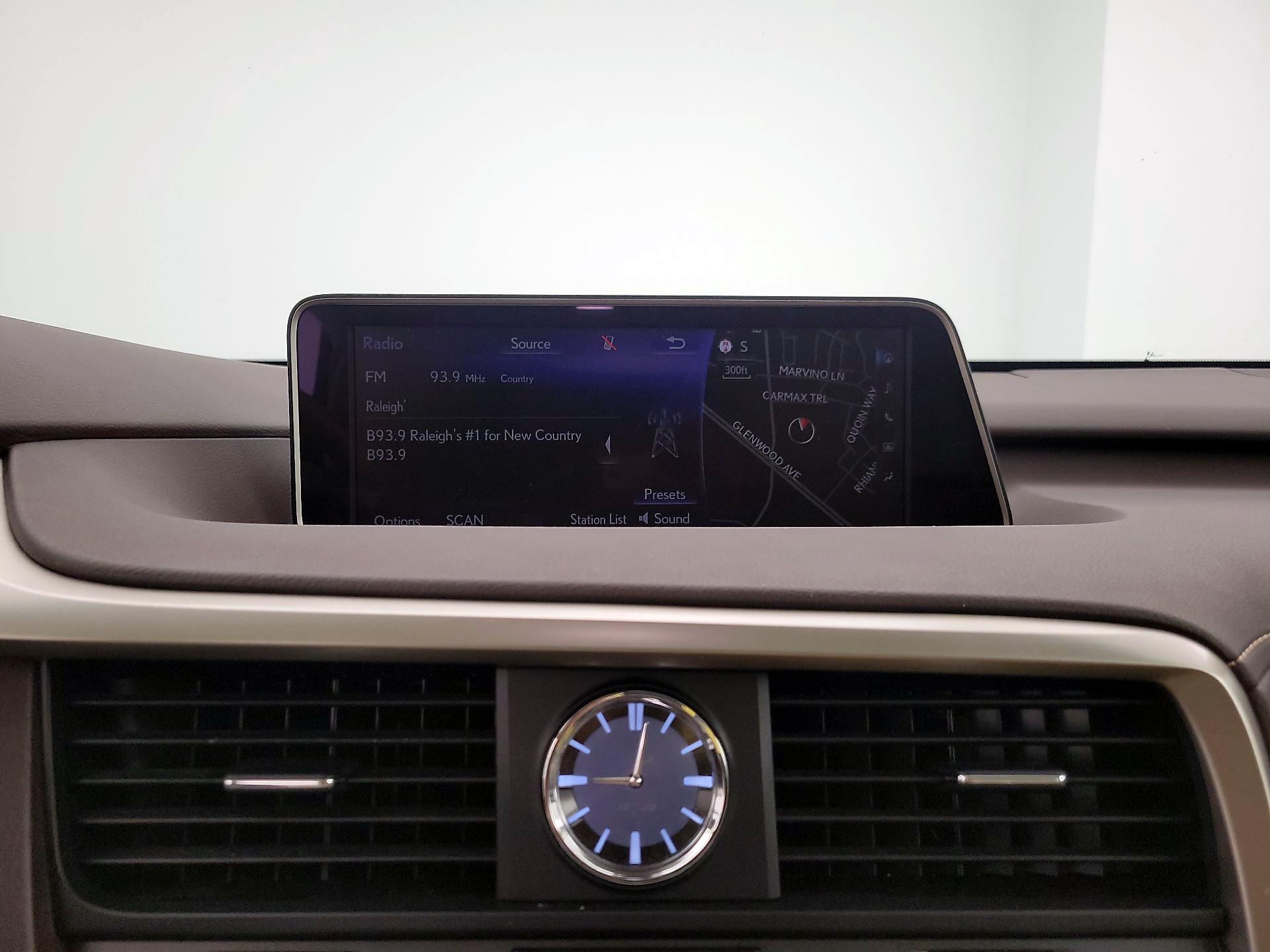 Thumbnail: 2016 Lexus RX - 16
