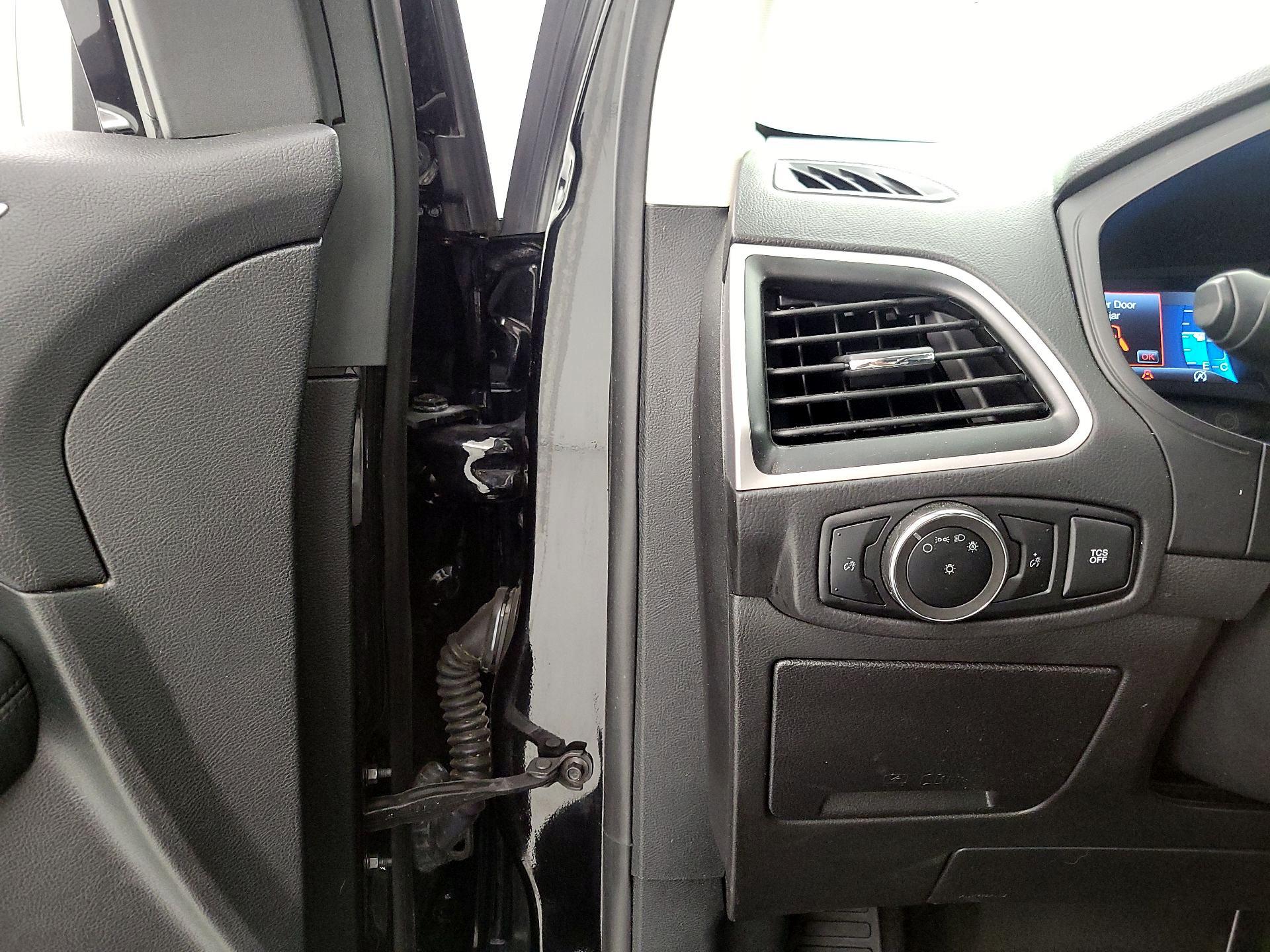 Thumbnail: 2024 Ford Edge - 13