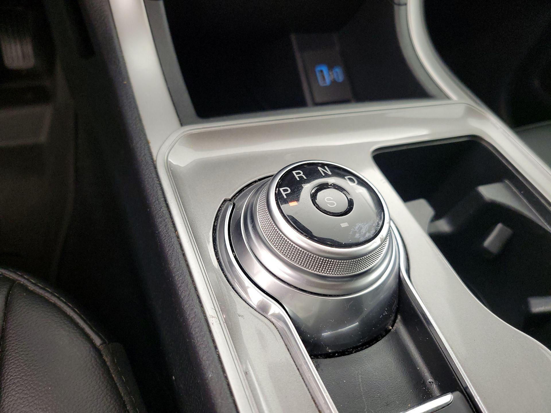 Thumbnail: 2024 Ford Edge - 17