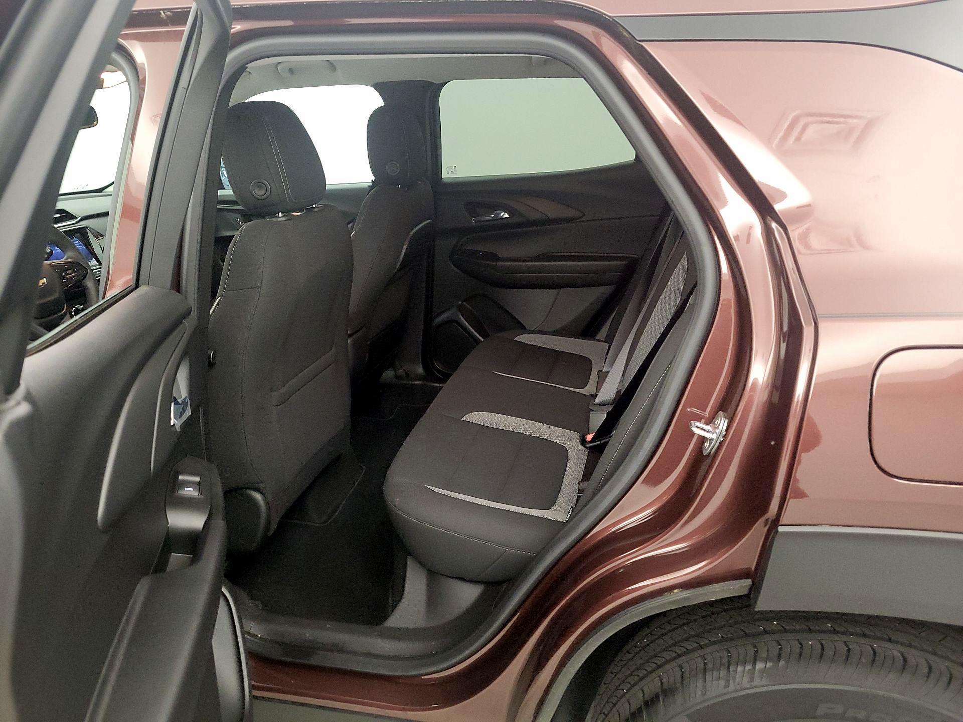 Thumbnail: 2023 Chevrolet TrailBlazer - 19