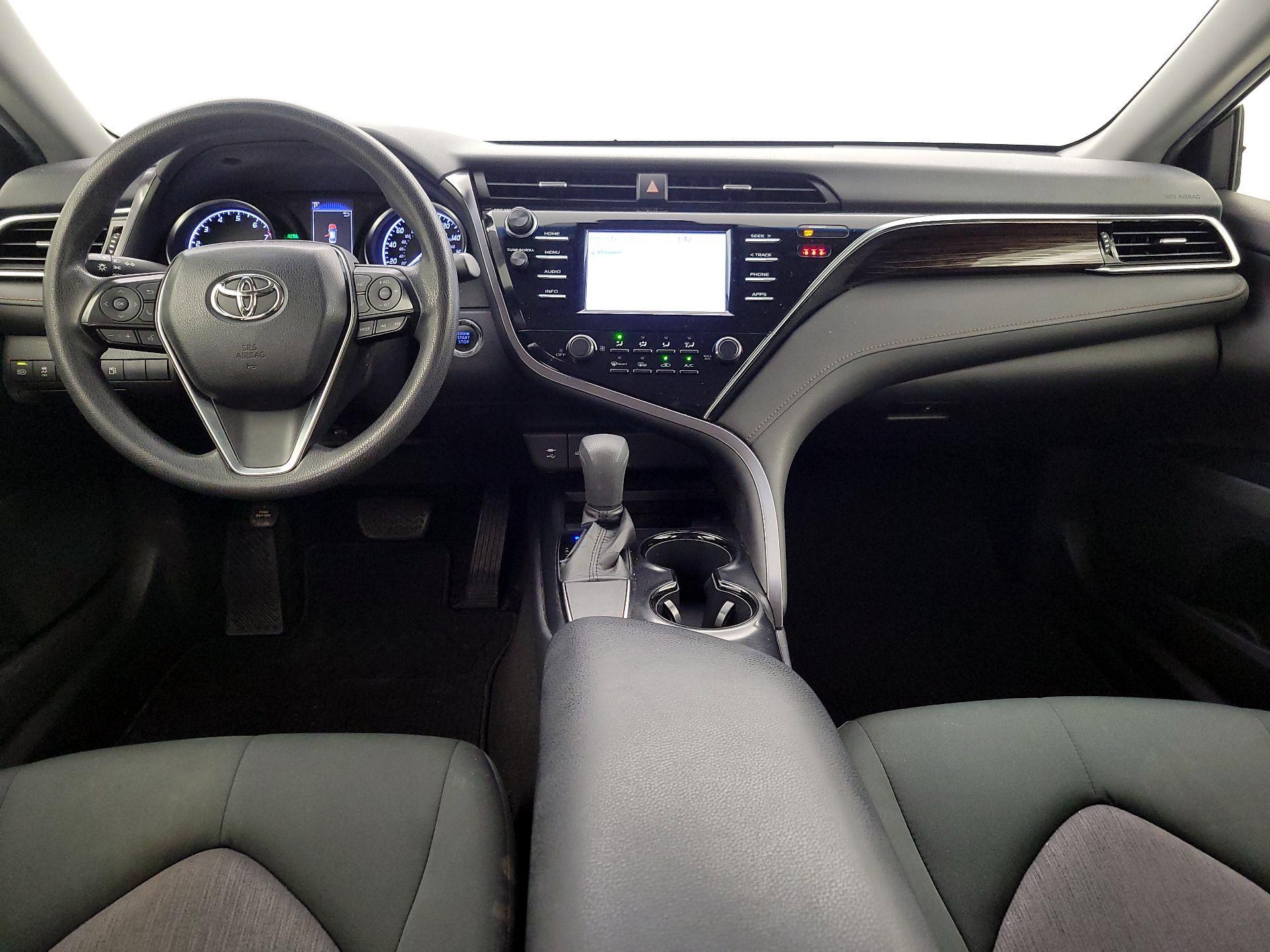 Thumbnail: 2018 Toyota Camry - 9