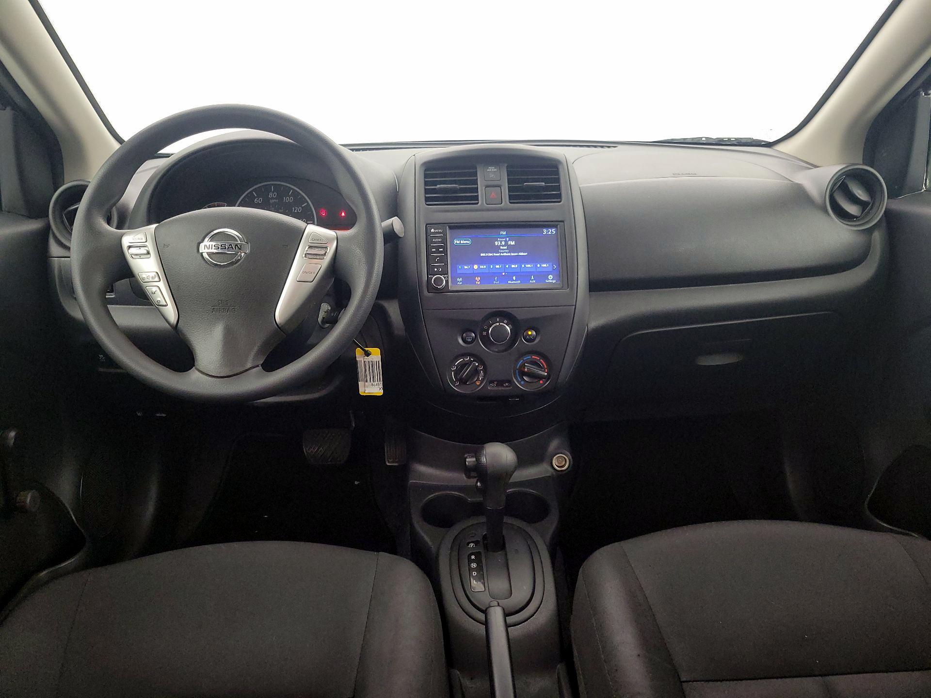 Thumbnail: 2019 Nissan Versa - 9