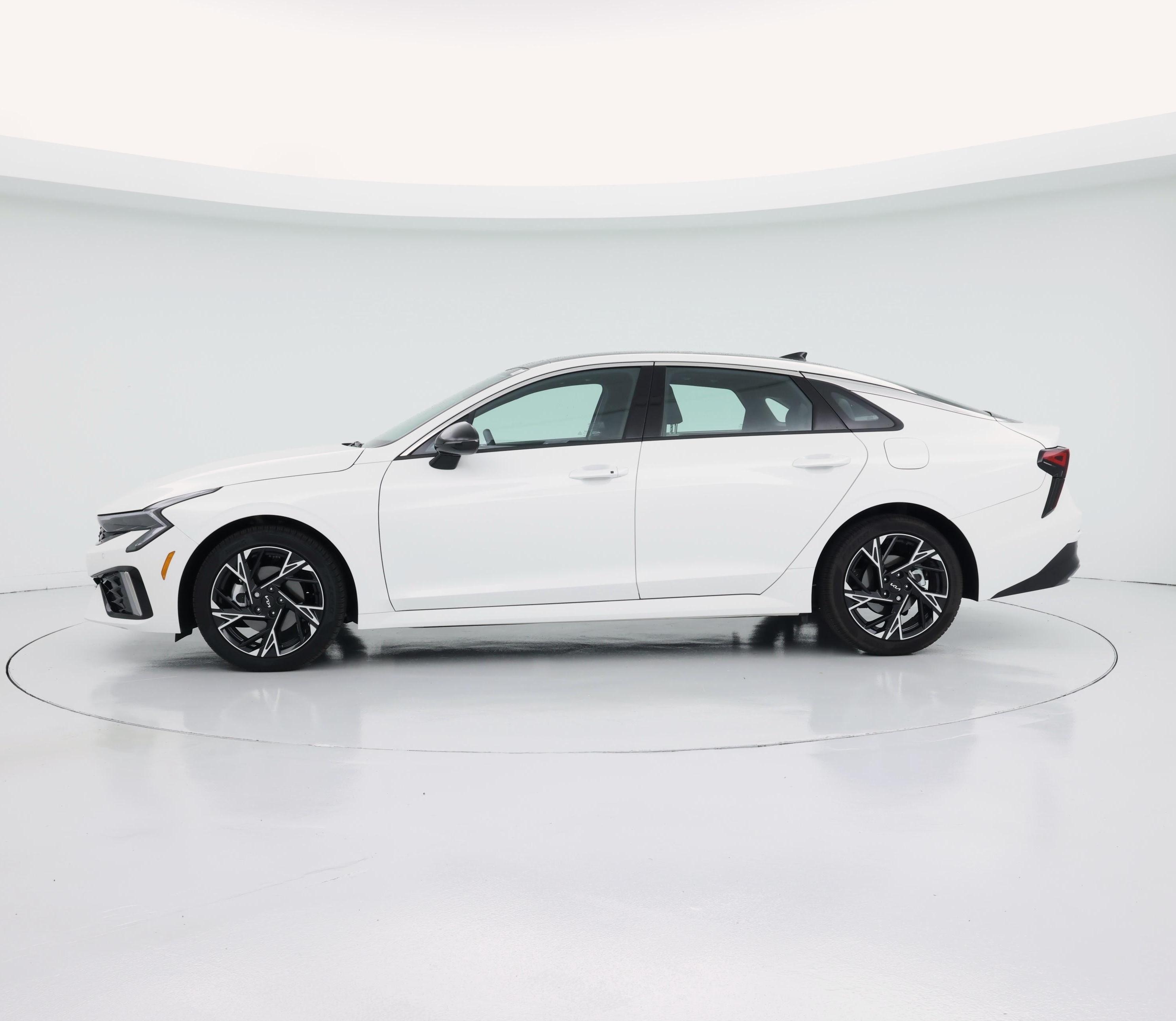 Thumbnail: 2025 Kia K5 - 3