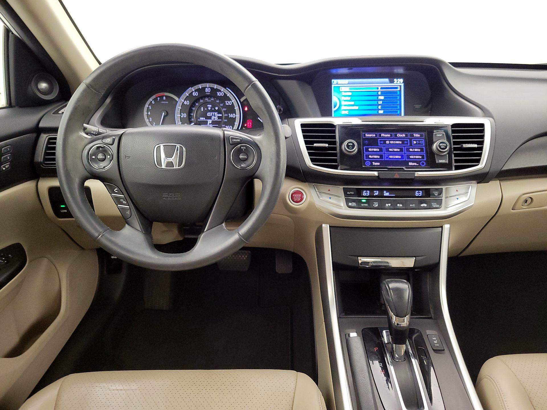 Thumbnail: 2015 Honda Accord - 10