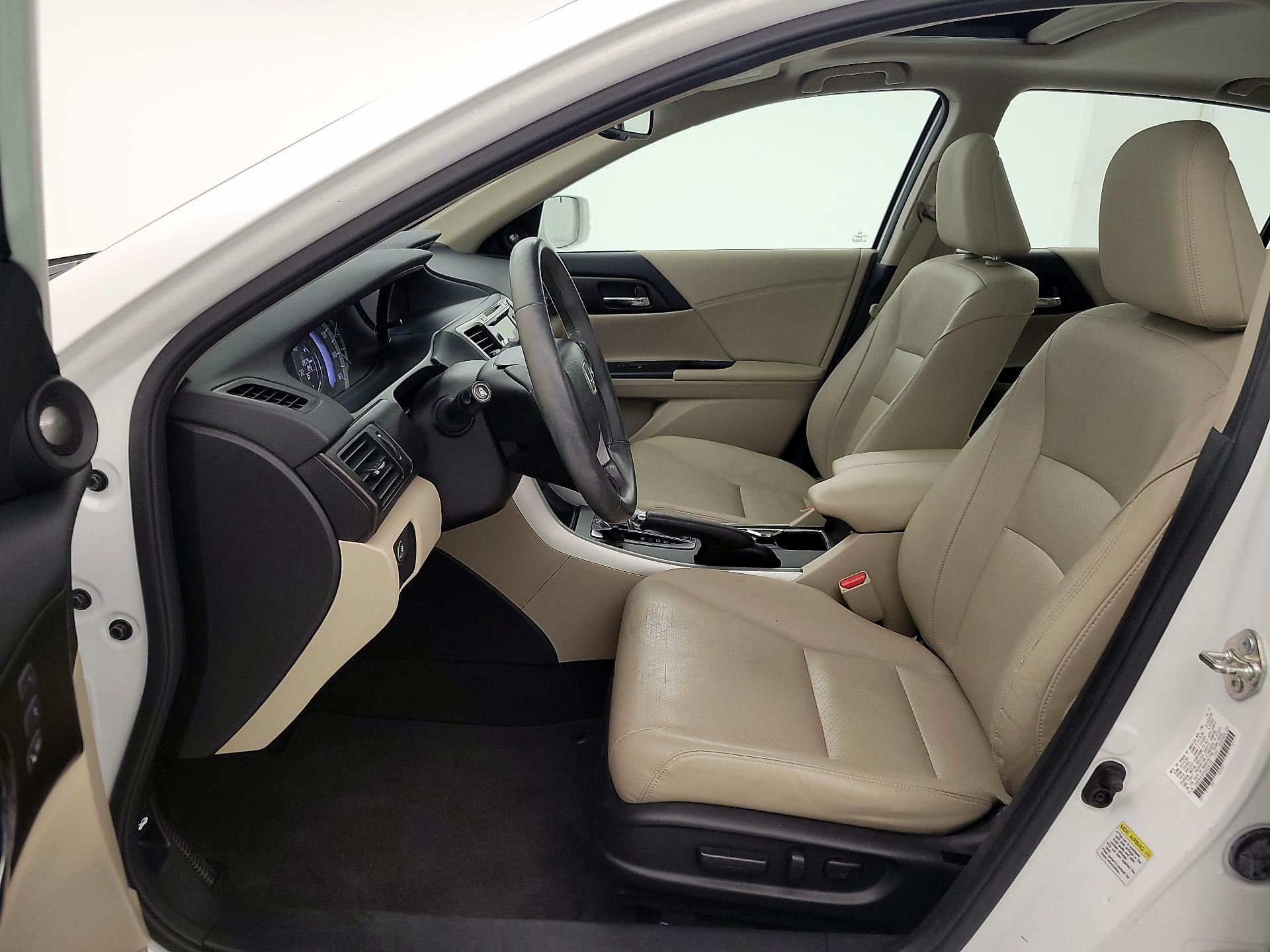 Thumbnail: 2015 Honda Accord - 11