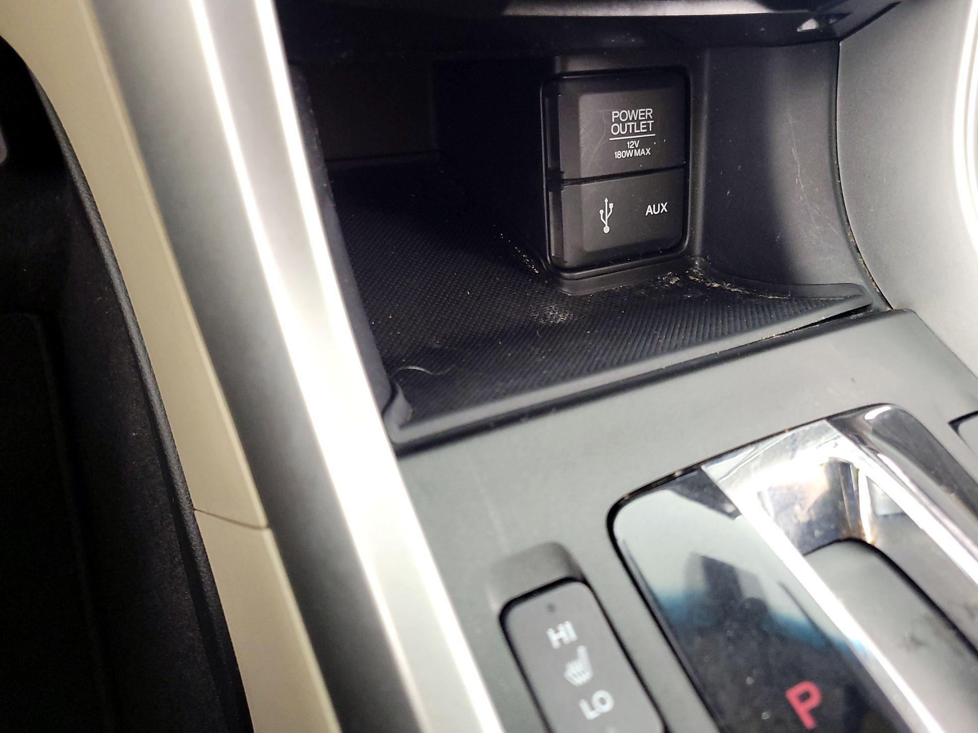 Thumbnail: 2015 Honda Accord - 18