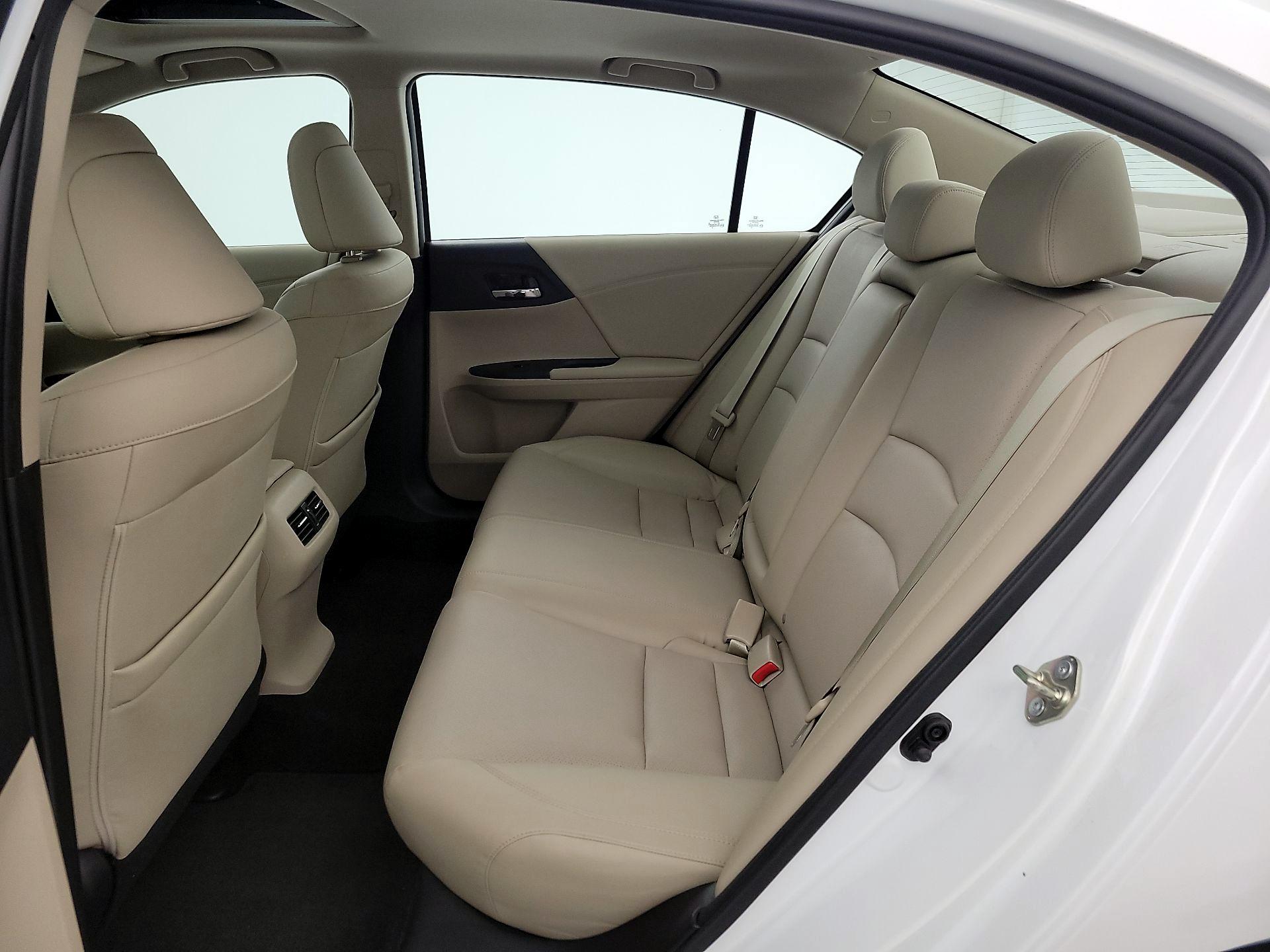 Thumbnail: 2015 Honda Accord - 20