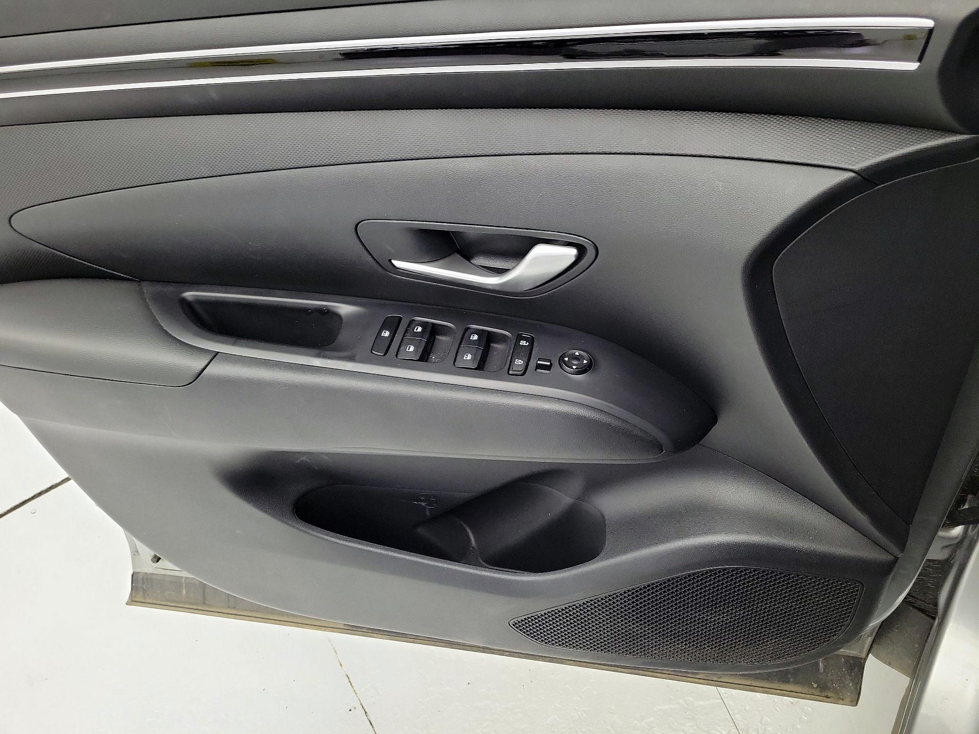 Thumbnail: 2023 Hyundai Tucson - 12