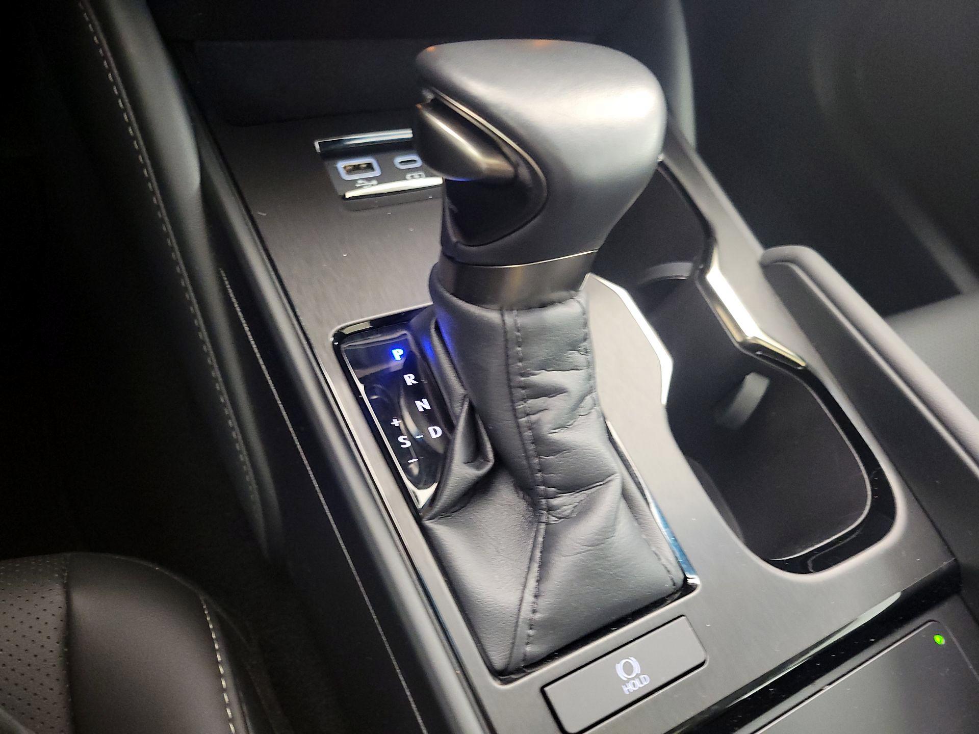 Thumbnail: 2024 Lexus ES - 18