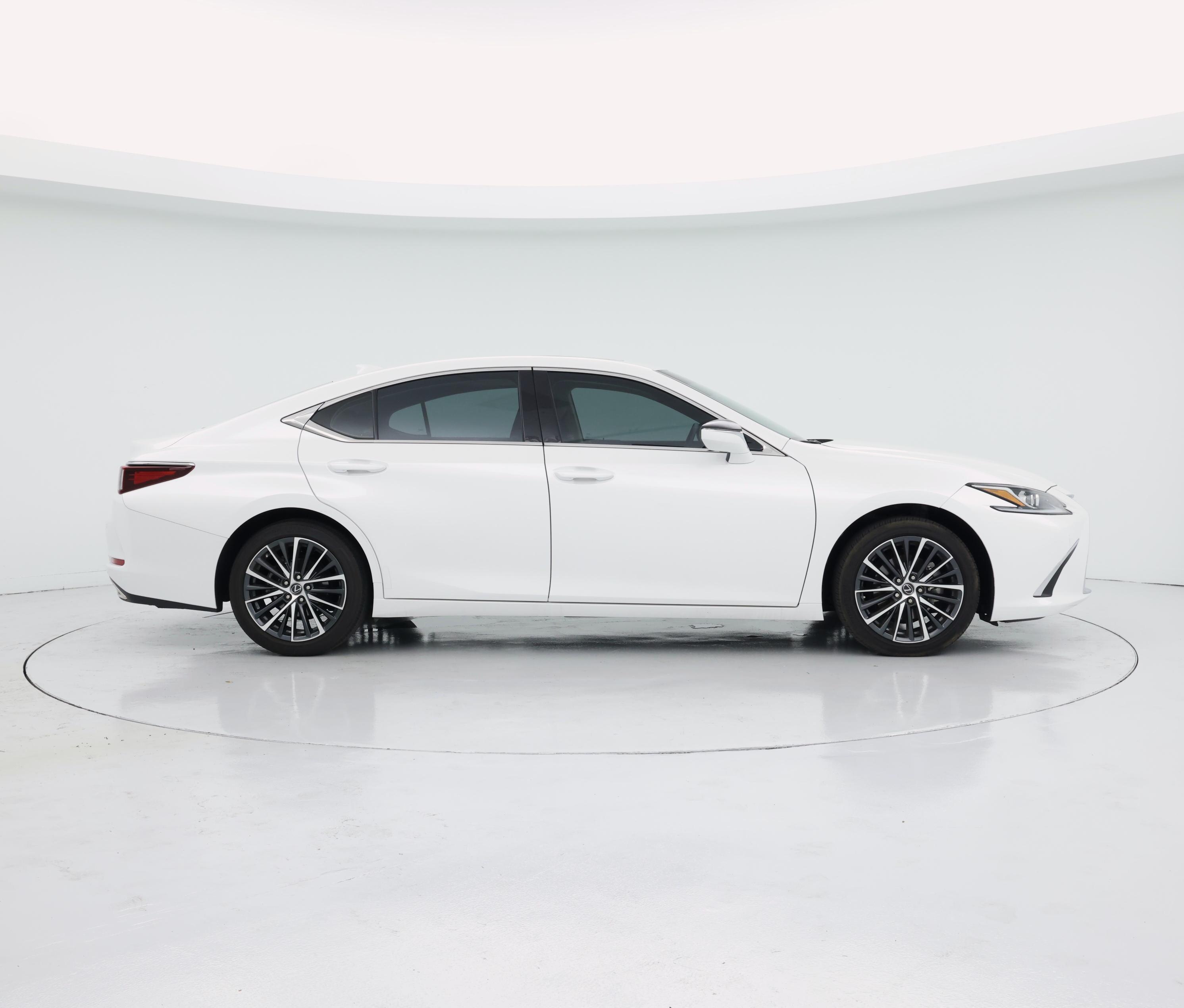 Thumbnail: 2024 Lexus ES - 7