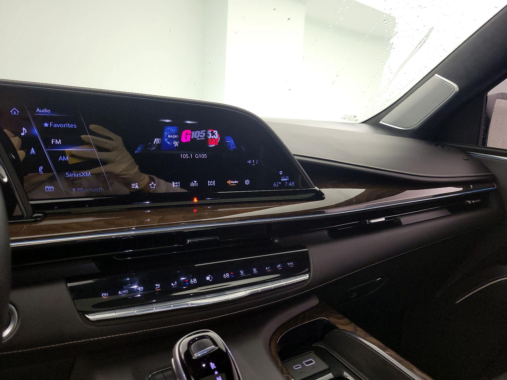 Thumbnail: 2024 Cadillac Escalade - 16