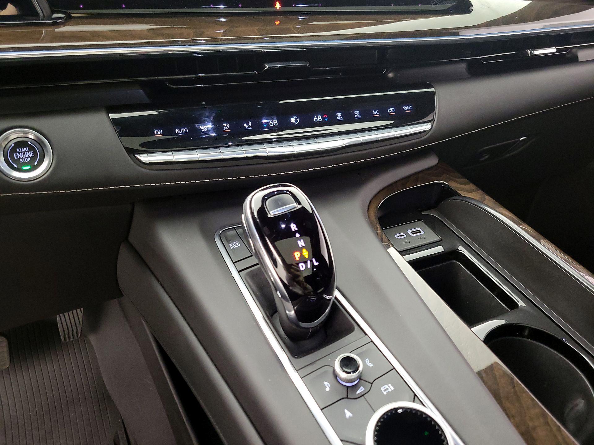 Thumbnail: 2024 Cadillac Escalade - 17