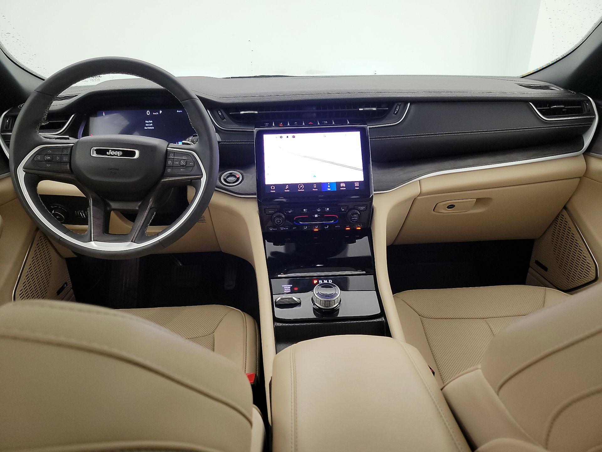 Thumbnail: 2024 Jeep Grand Cherokee - 9